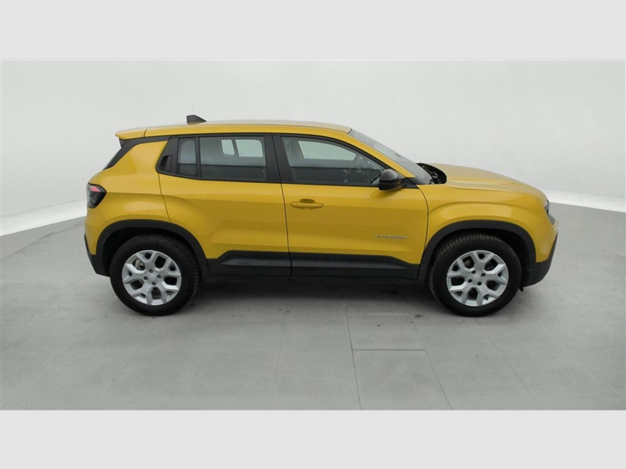 Jeep Avenger 1.2 Turbo 100cv Altitude NAVI / FULL LED / CUIR PARTIEL /CAM (2025) - Photo 24
