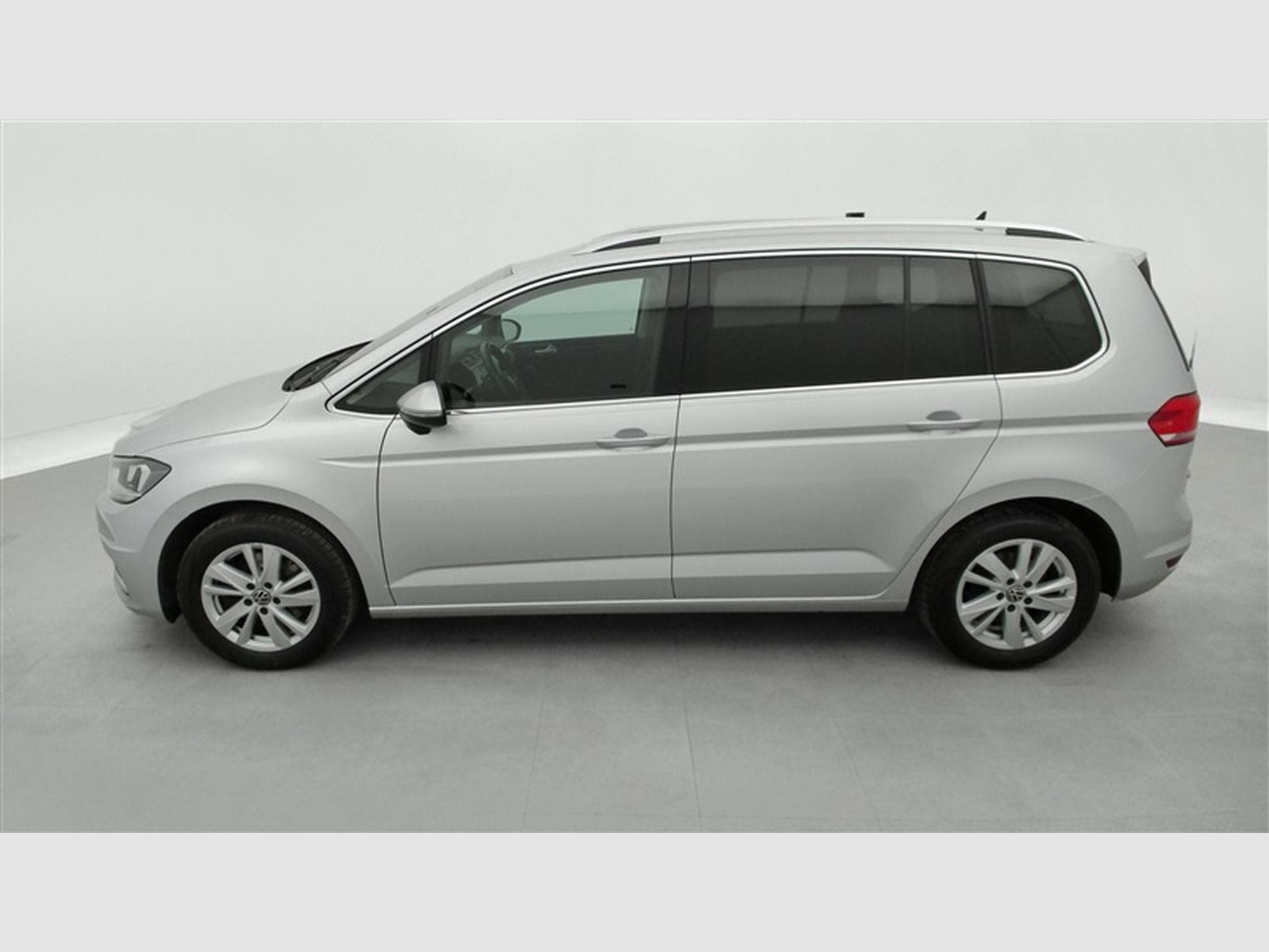 VW Touran 1.5 TSI Highline DSG *NAVI/CARPLAY/PDC AV ARR/JA16* (2022) - Photo 3