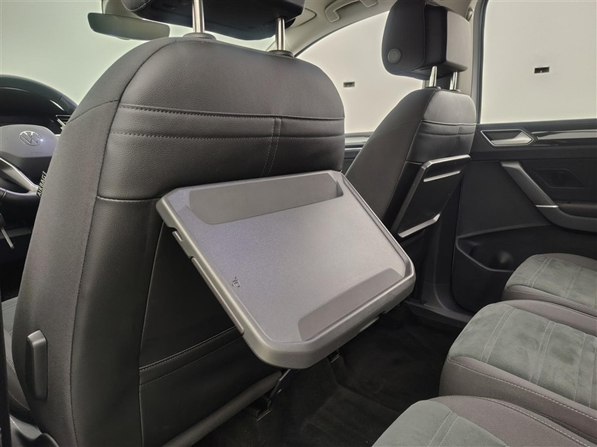 VW Touran 1.5 TSI Highline DSG *NAVI/CARPLAY/PDC AV ARR/JA16* (2022) - Photo 18