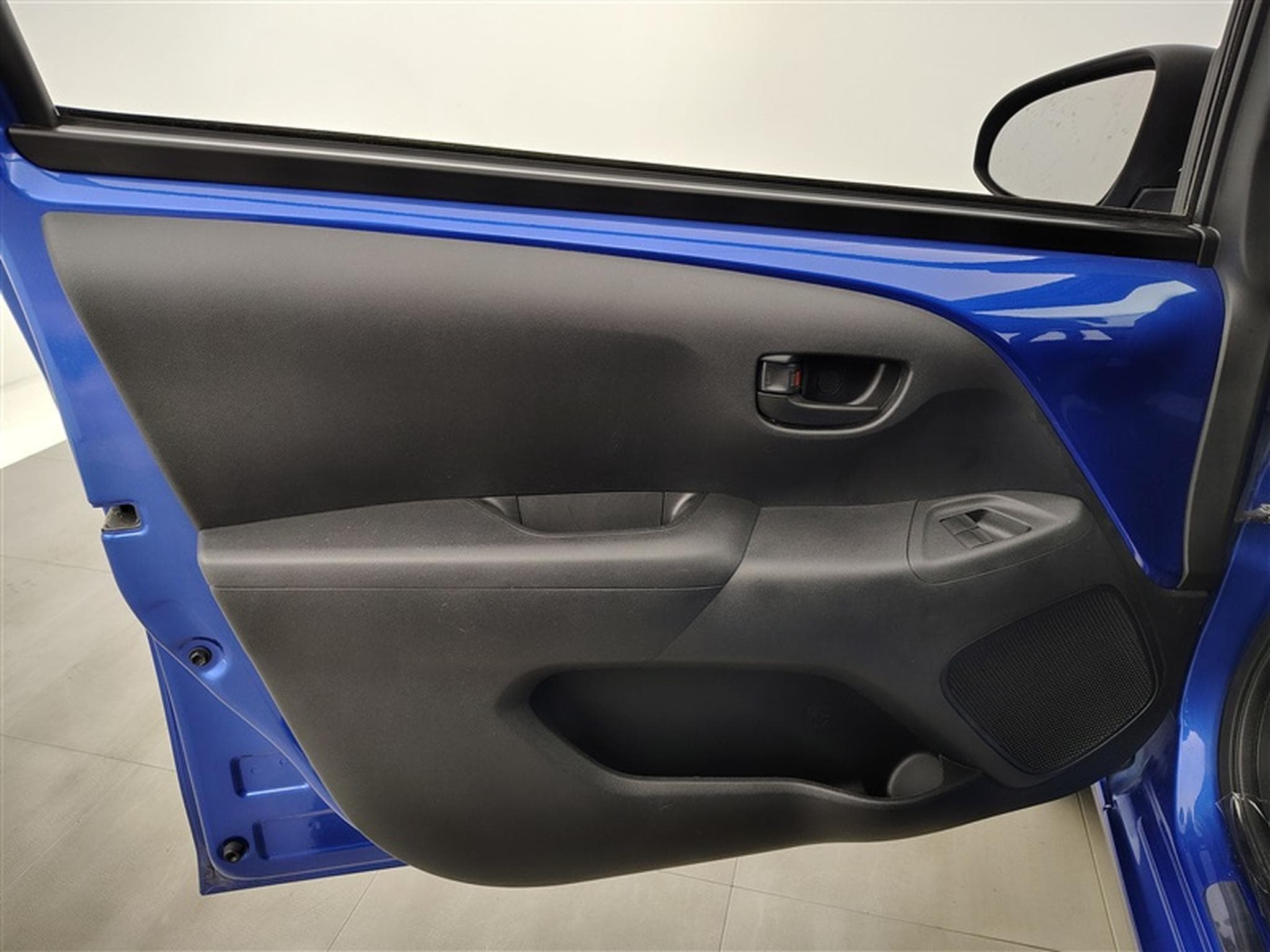 Peugeot 108 1.0 VTi Style S&S (EU6.2) (2021) - Photo 16