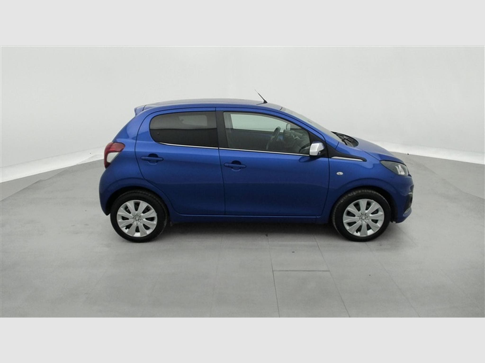 Peugeot 108 1.0 VTi Style S&S (EU6.2) (2021) - Photo 21