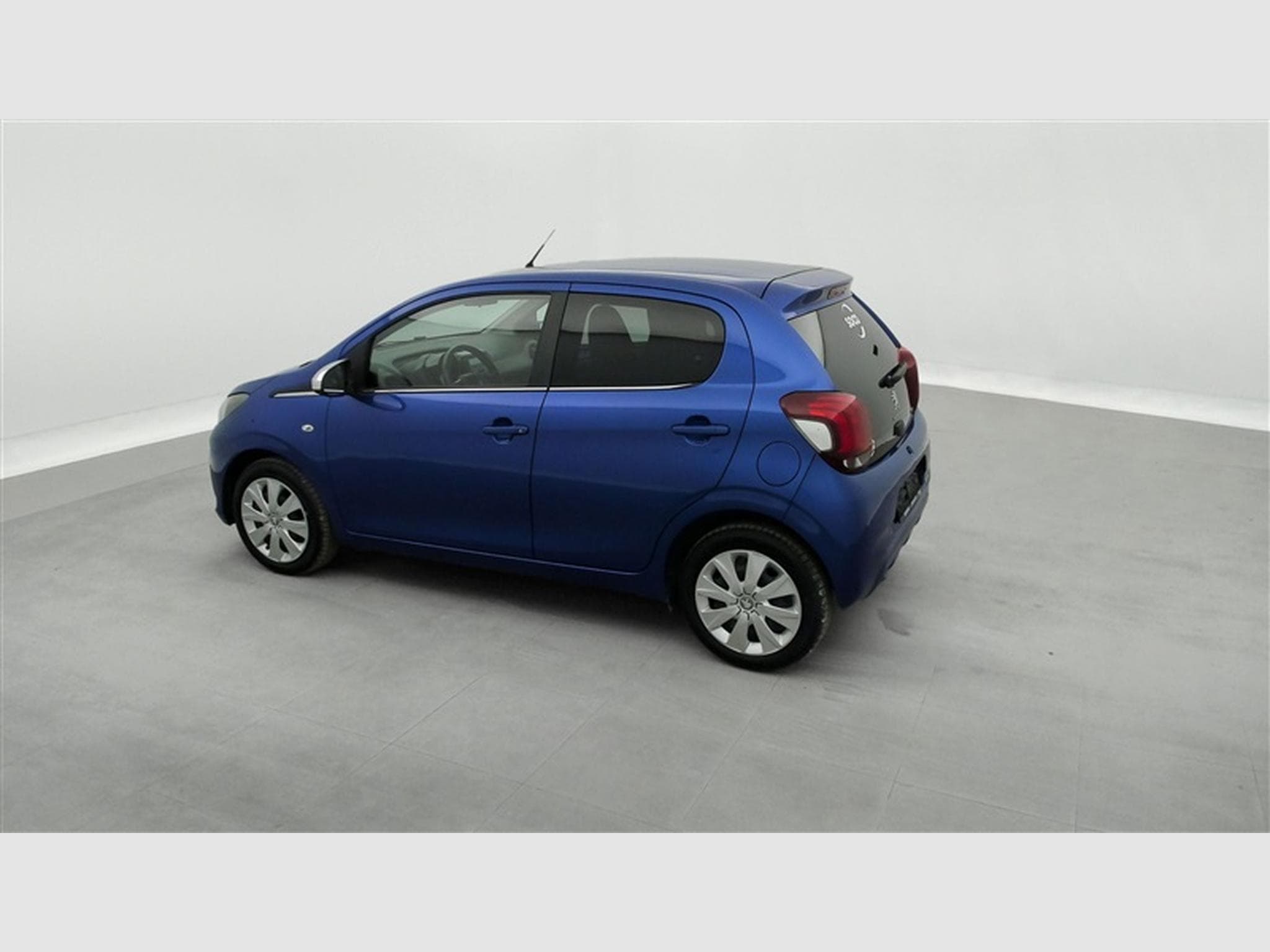 Peugeot 108 1.0 VTi Style S&S (EU6.2) (2021) - Photo 24