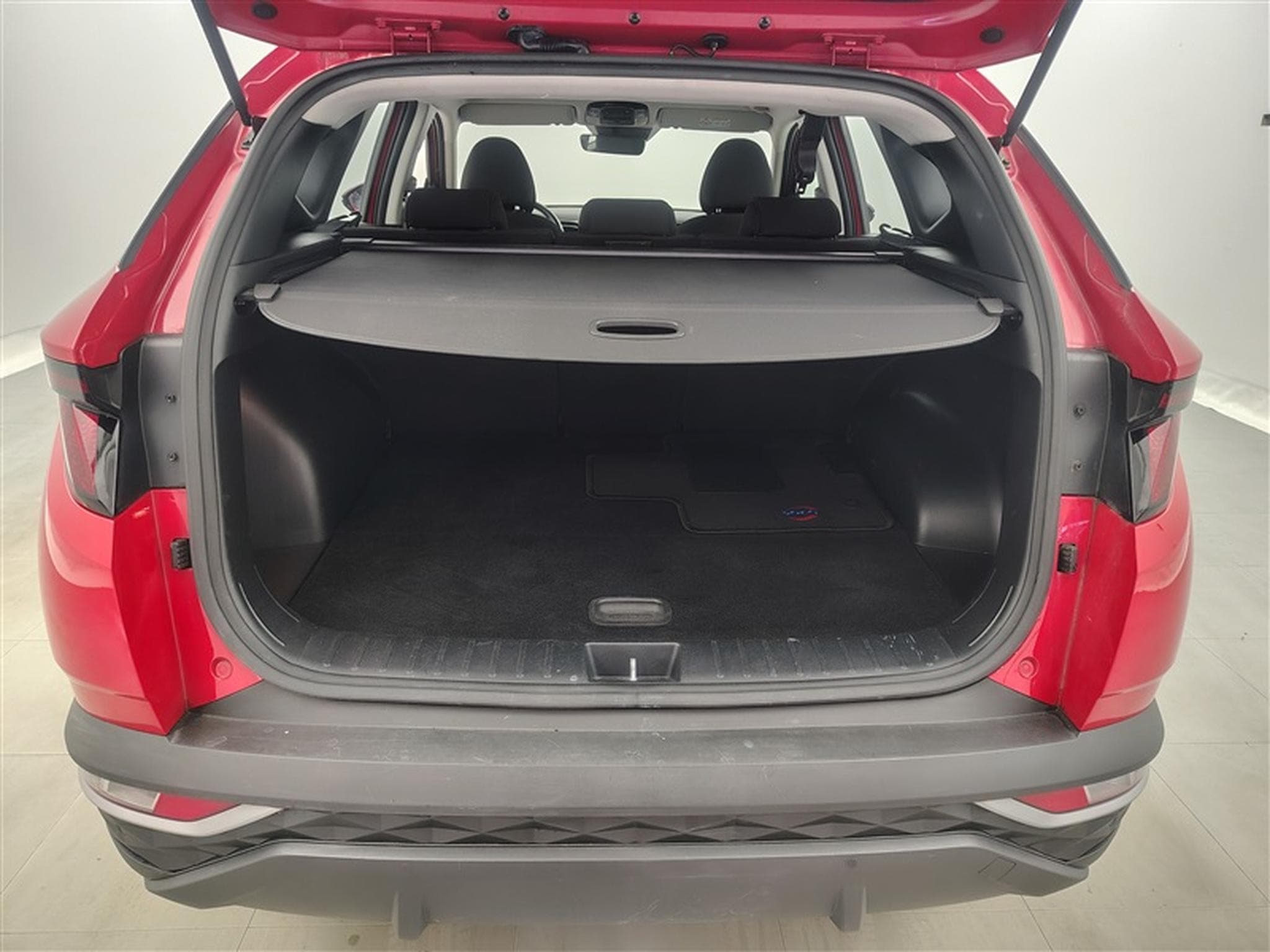 Hyundai Tucson 1.6 MHEV 180cv DCT Feel CARPLAY / CAMERA / JA 17" (2023) - Photo 14