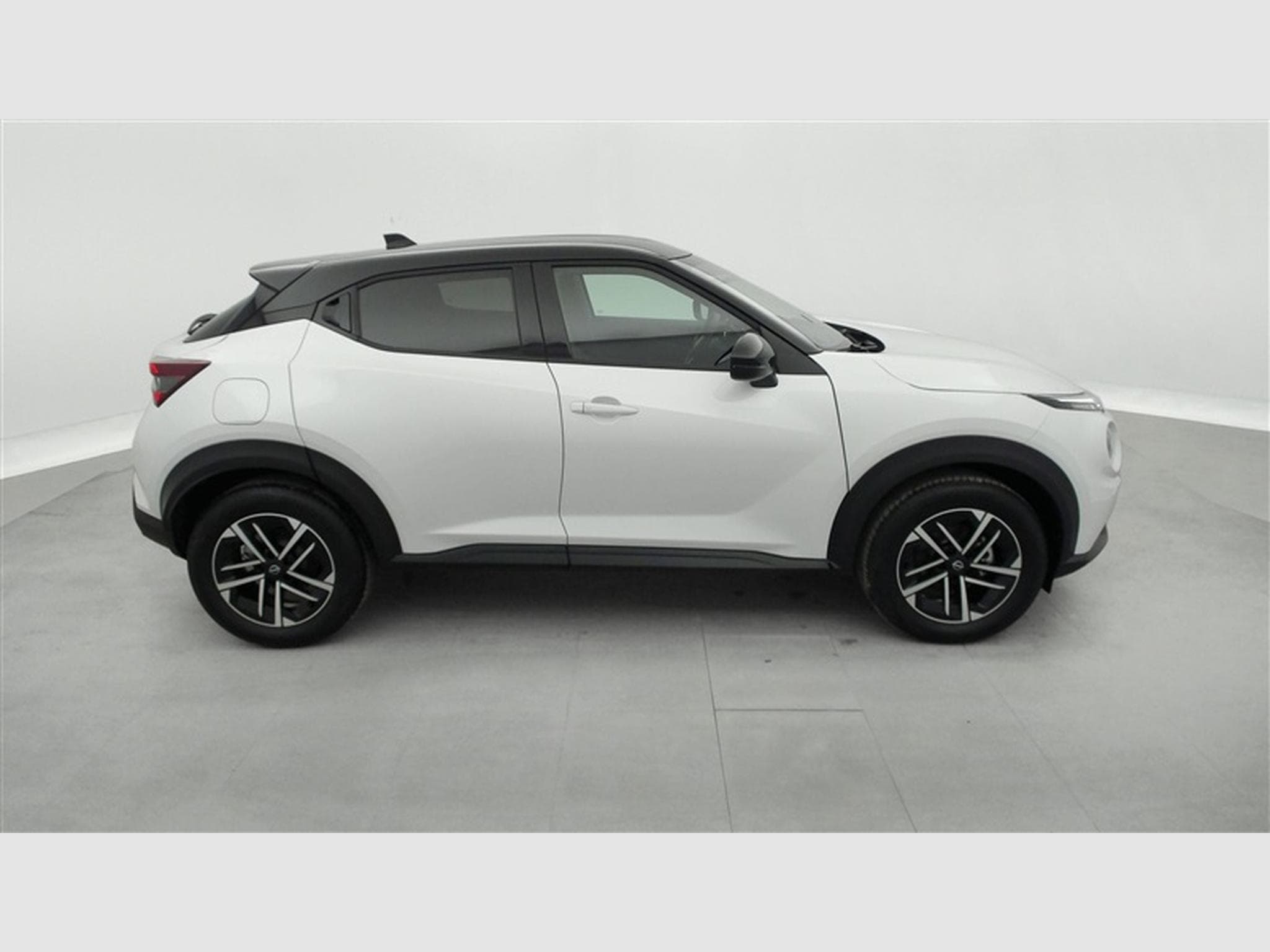 Nissan Juke 1.0 DIG-T 115cv DCT N-Connecta CARPLAY / FULL LED / CAMERA (2026) - Photo 24