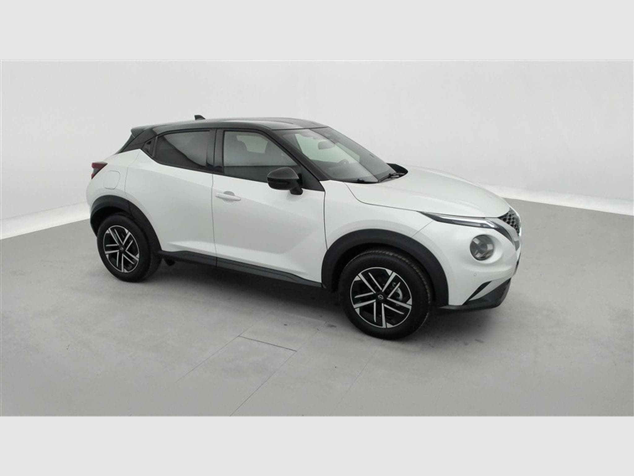 Nissan Juke 1.0 DIG-T 115cv DCT N-Connecta CARPLAY / FULL LED / CAMERA (2026) - Photo 23
