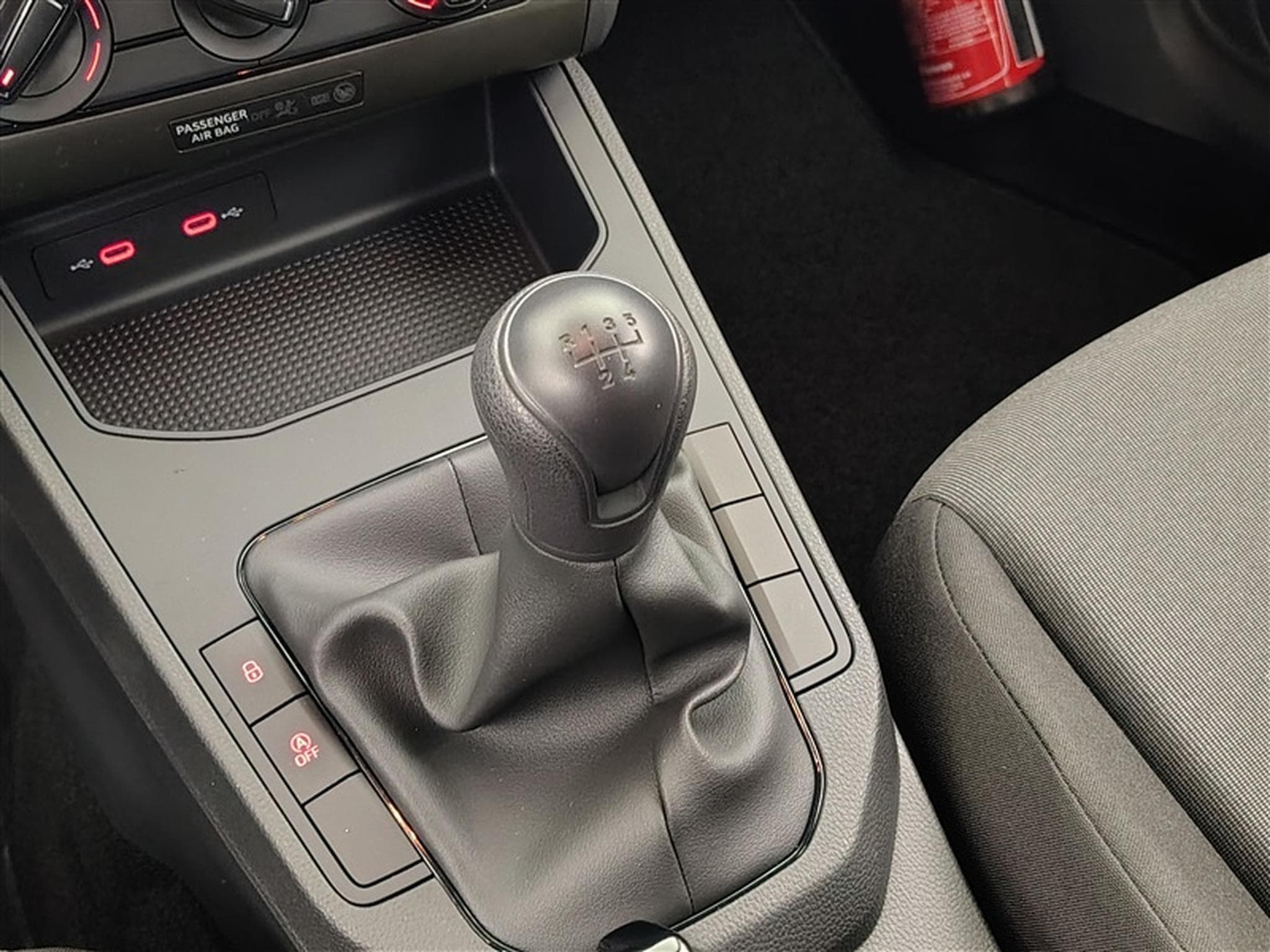 Seat Ibiza 1.0i MPI REFERENCE 80cv LED / PDC / ALU (2026) - Foto 12