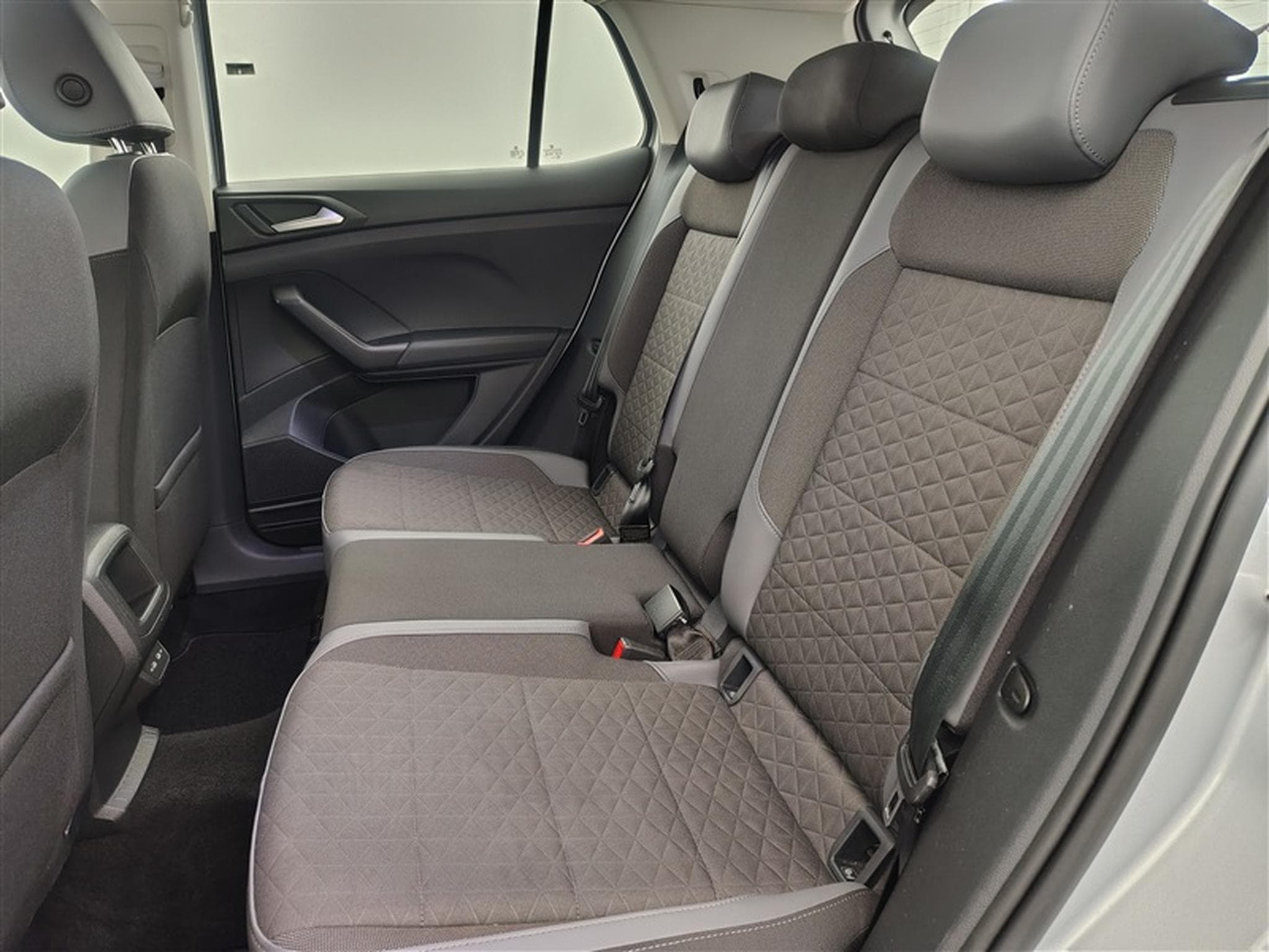 VW T-Cross 1.0 TSI 110cv DSG Style CARPLAY / FULL LED / PDC AV+AR (2022) - Photo 13
