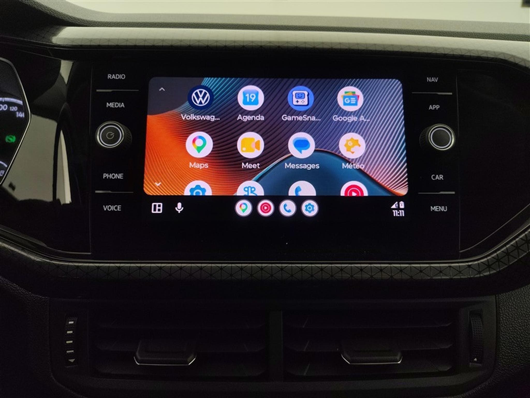 VW T-Cross 1.0 TSI 110cv DSG Style CARPLAY / FULL LED / PDC AV+AR (2022) - Photo 20