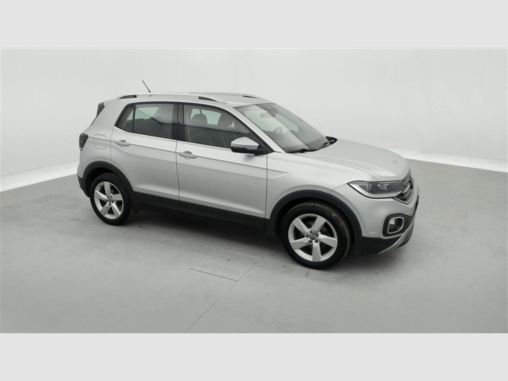 VW T-Cross 1.0 TSI 110cv DSG Style CARPLAY / FULL LED / PDC AV+AR (2022) - Photo 23