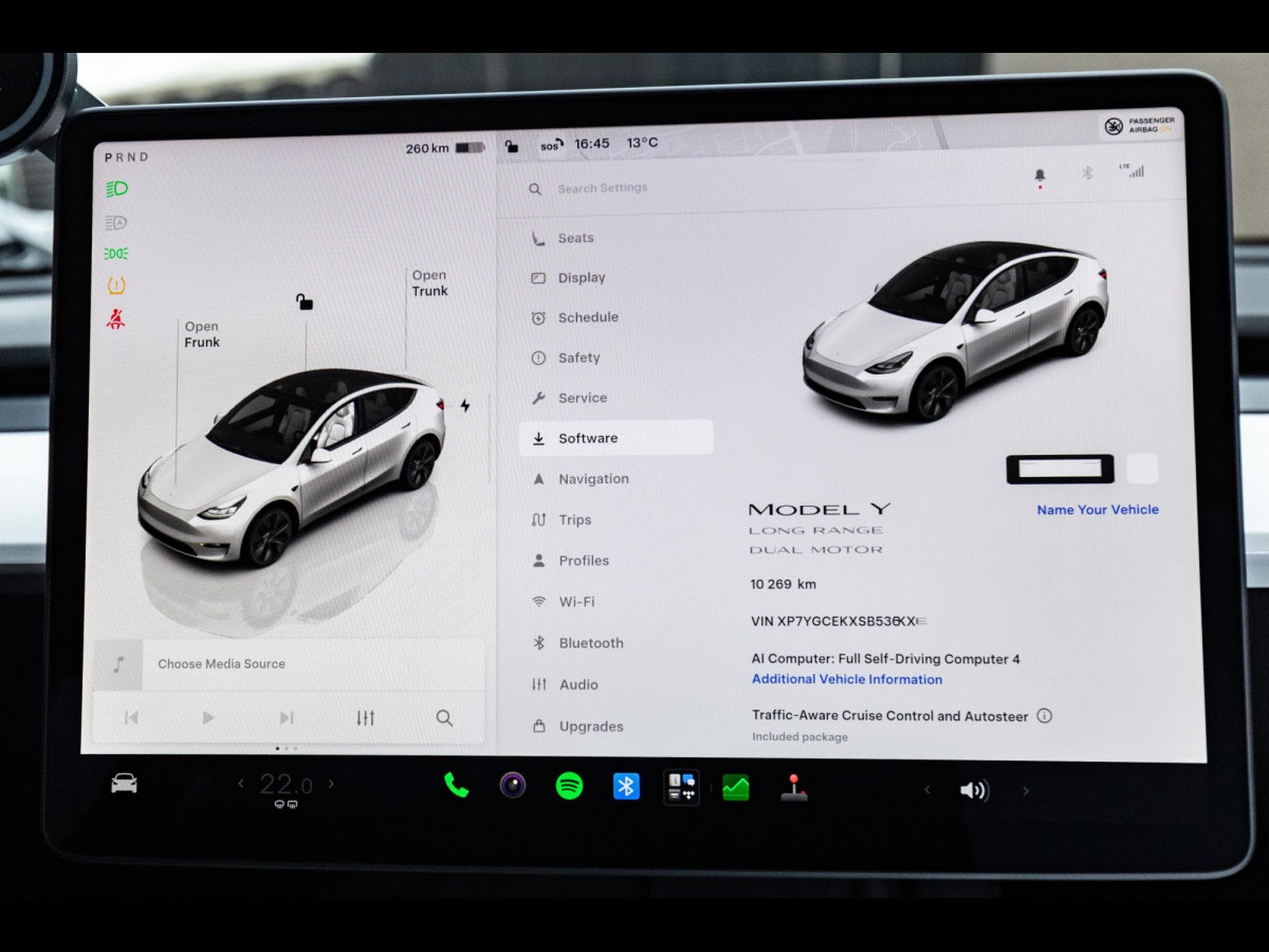 Tesla Model Y LONG RANGE DUAL MOTOR AWD I AUTOPILOT (2024) - Photo 25