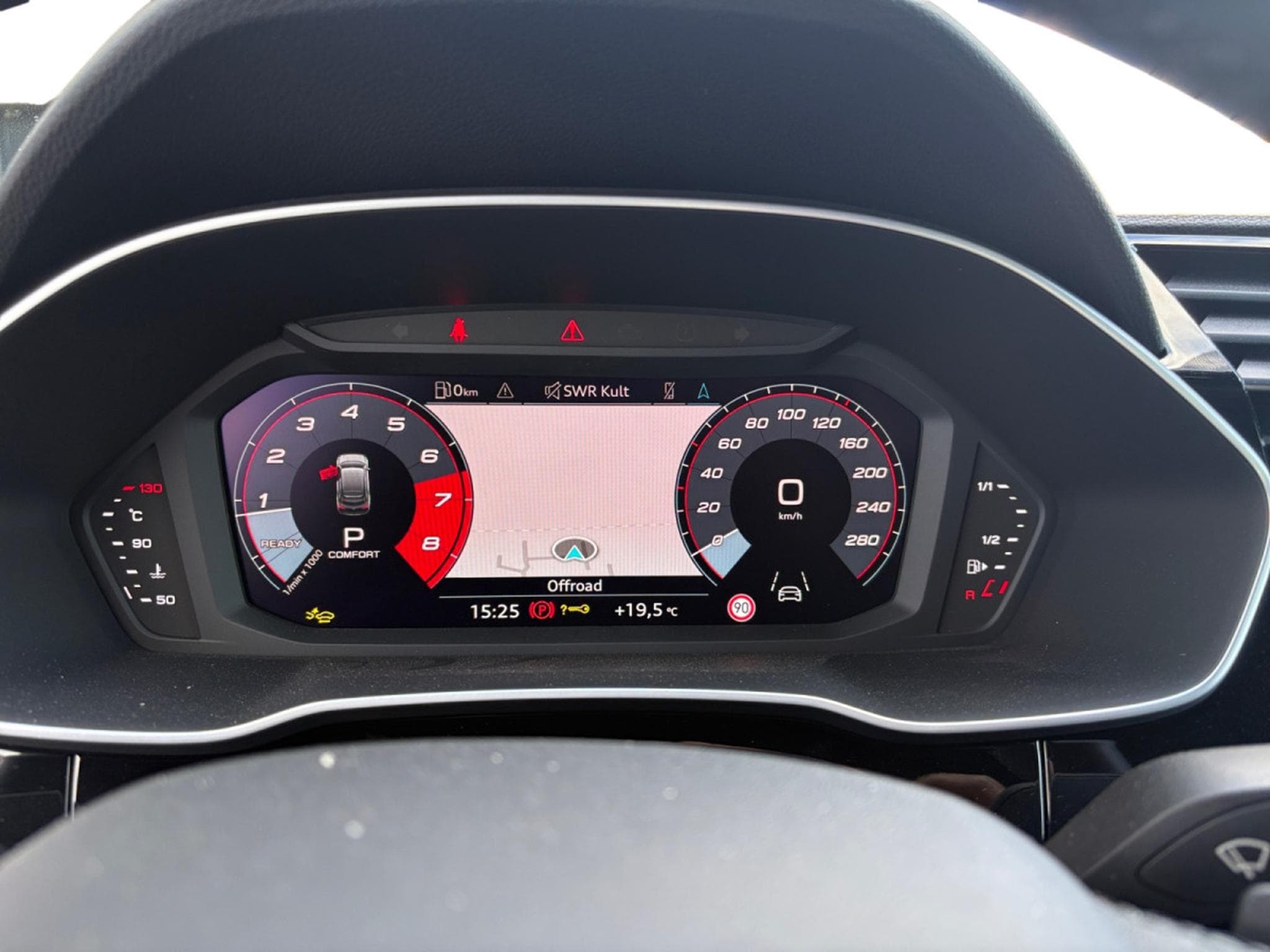 Audi Q3 1.5 TFSI 150 Sportback Business Edition S-Line S Tronic (2025) - Foto 11