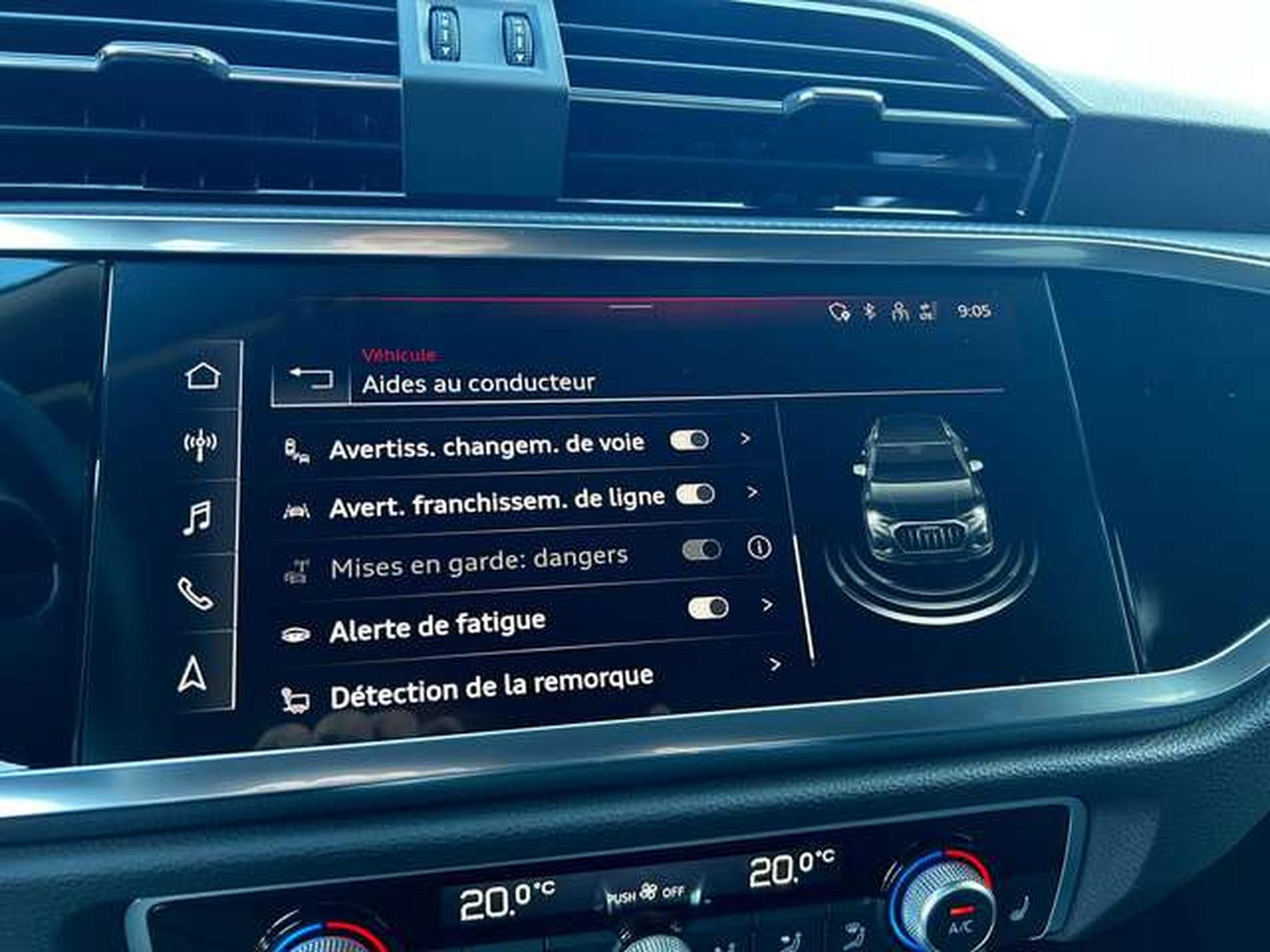 Audi Q3 35 TFSI 1.5 ESSENCE S-TRONIC (2025) - Photo 14