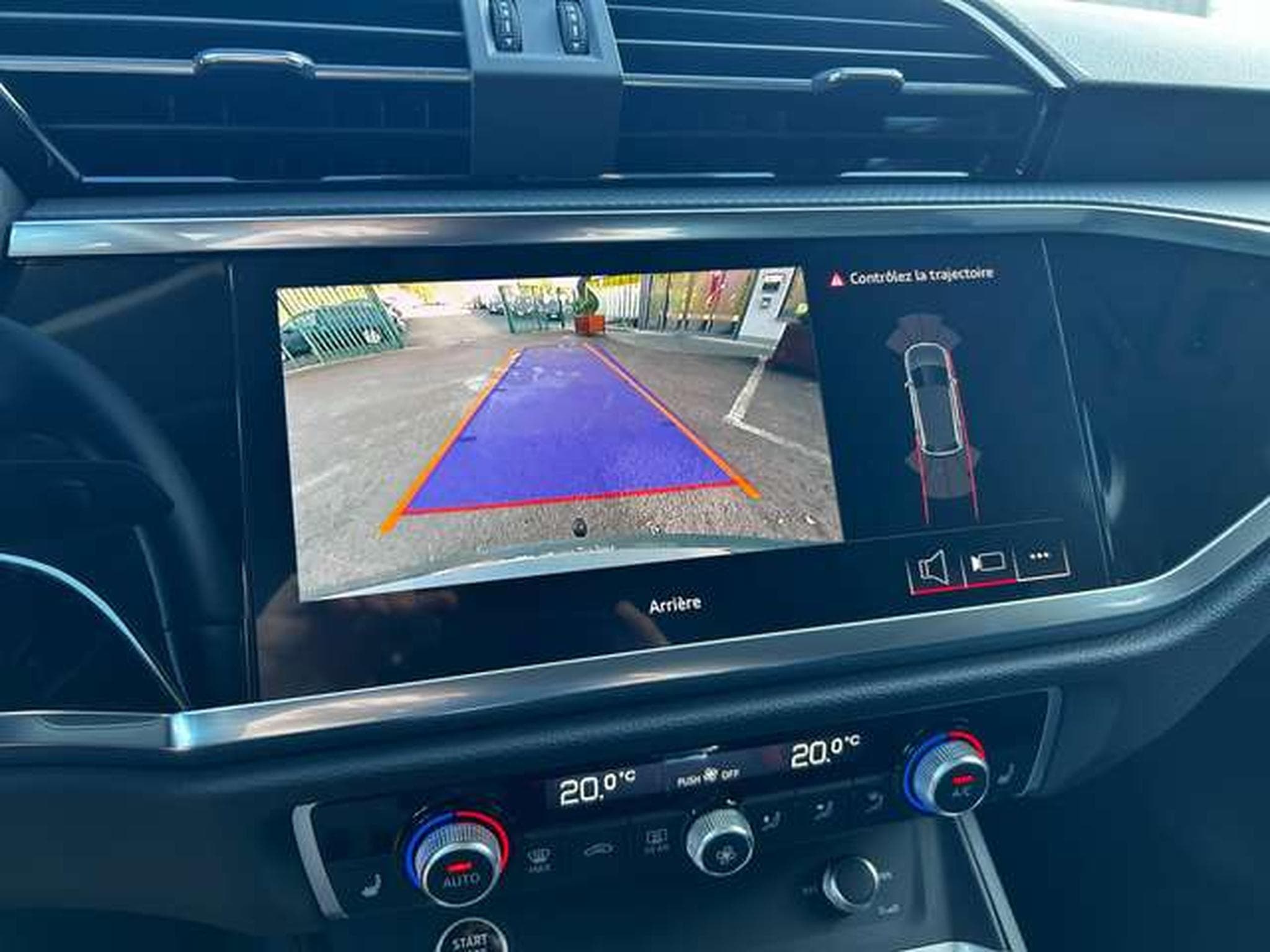 Audi Q3 35 TFSI 1.5 ESSENCE S-TRONIC (2025) - Photo 15