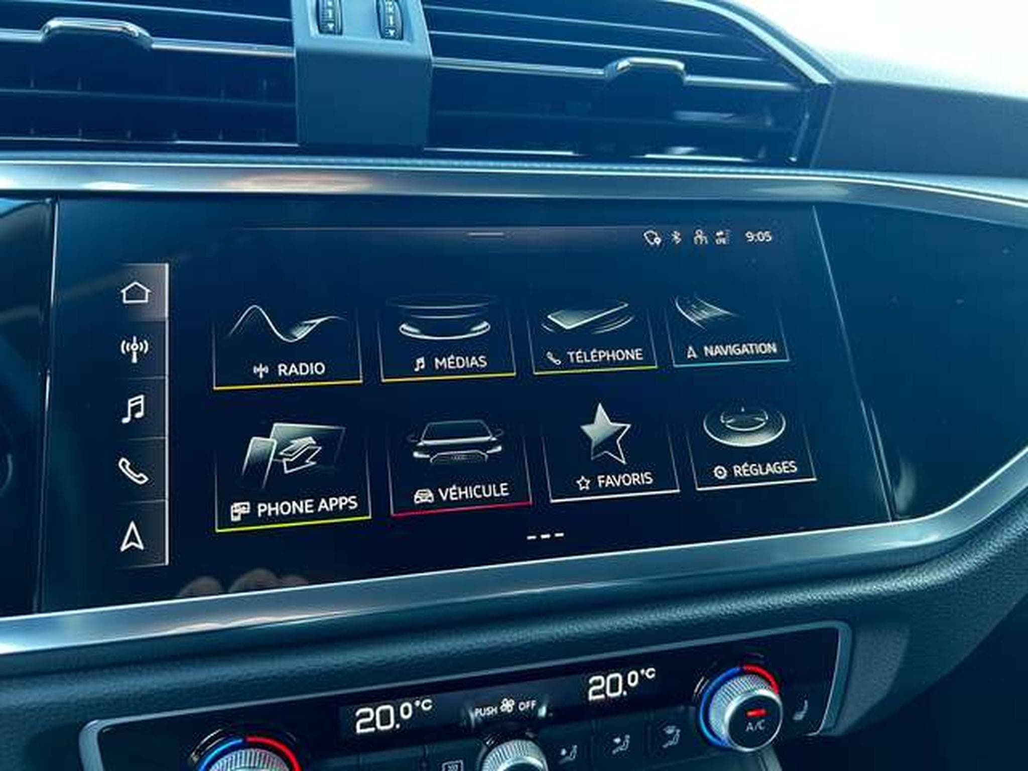 Audi Q3 35 TFSI 1.5 ESSENCE S-TRONIC (2025) - Photo 12