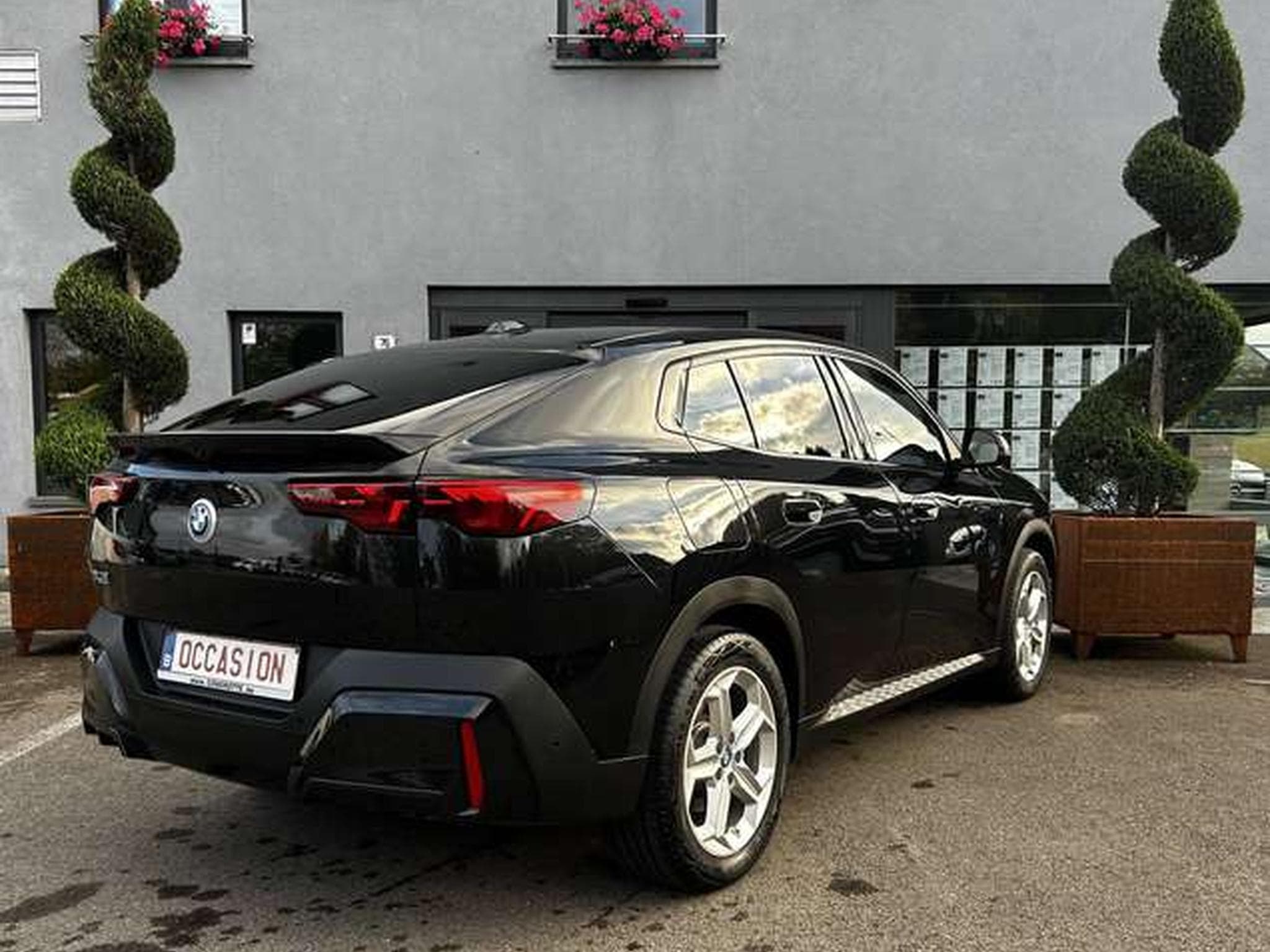 BMW iX2 ELECTRIQUE xDRIVE 30 (2025) - Photo 2