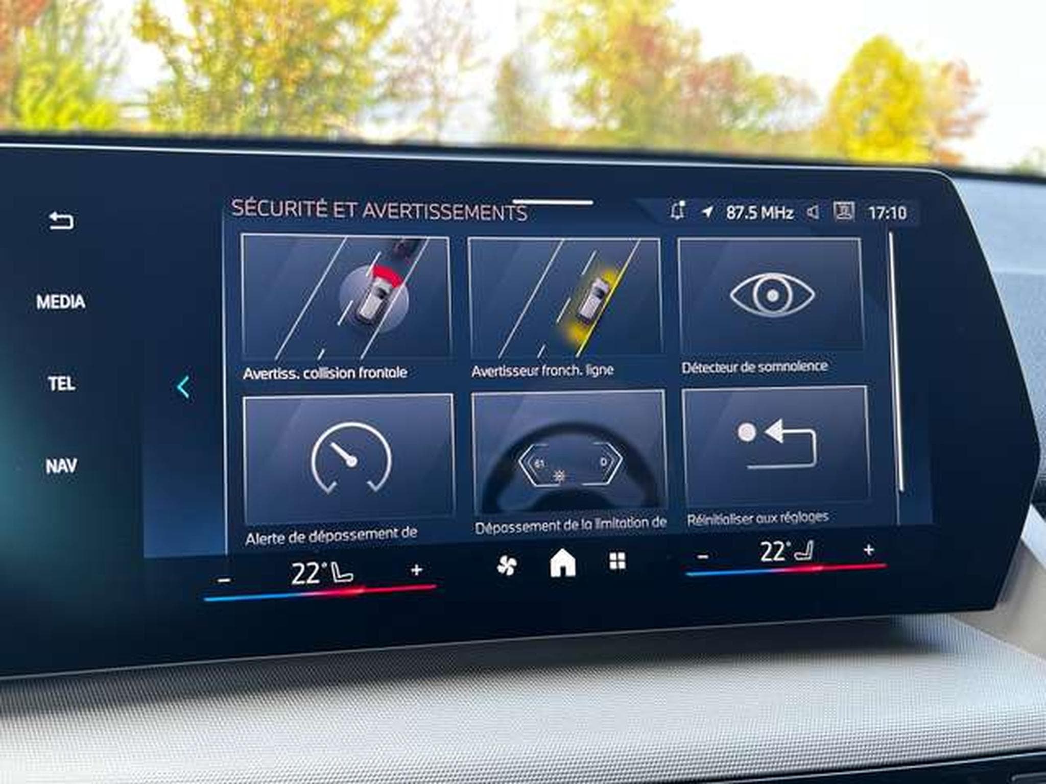 BMW iX2 ELECTRIQUE xDRIVE 30 (2025) - Photo 15
