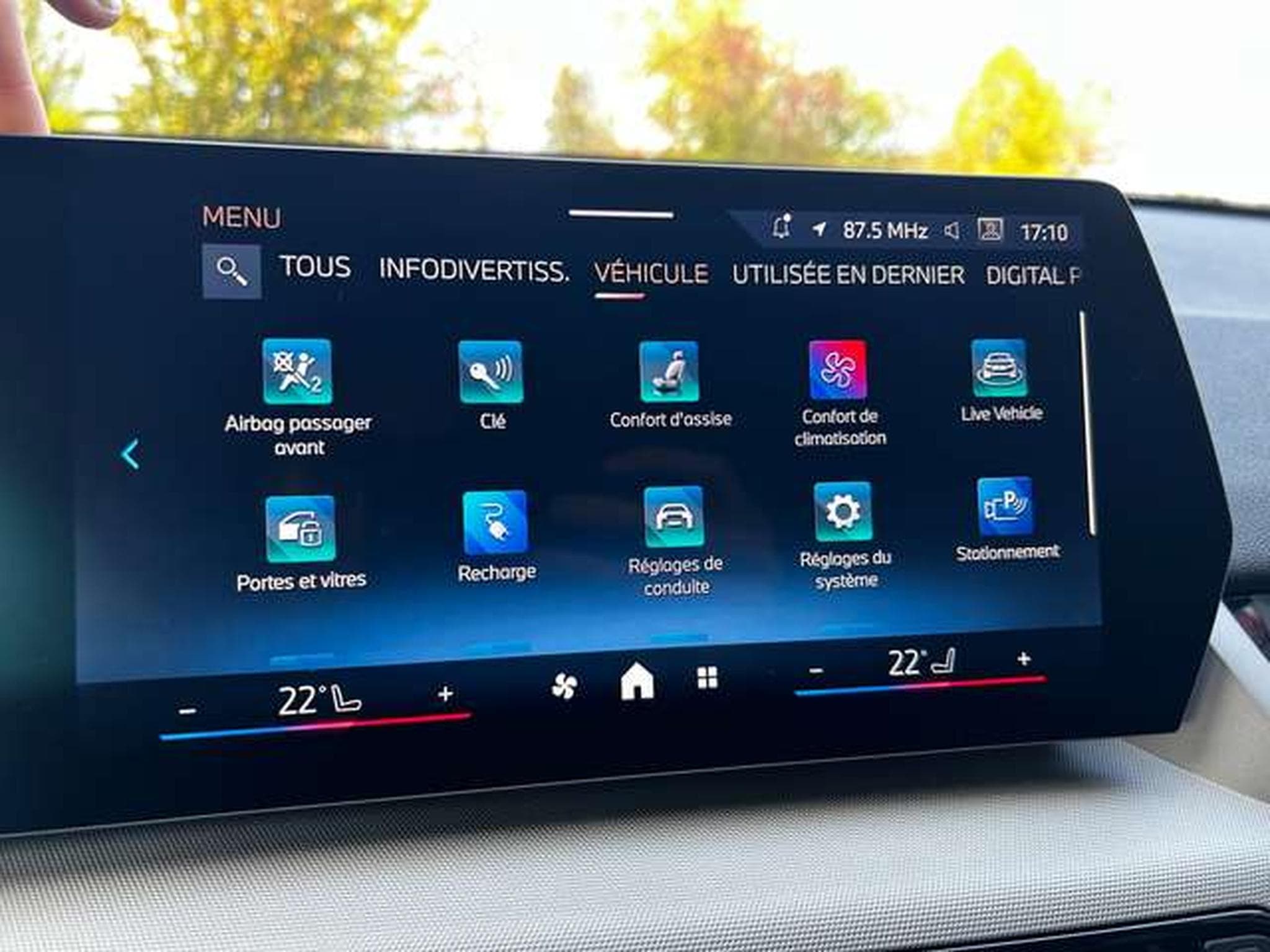 BMW iX2 ELECTRIQUE xDRIVE 30 (2025) - Photo 11