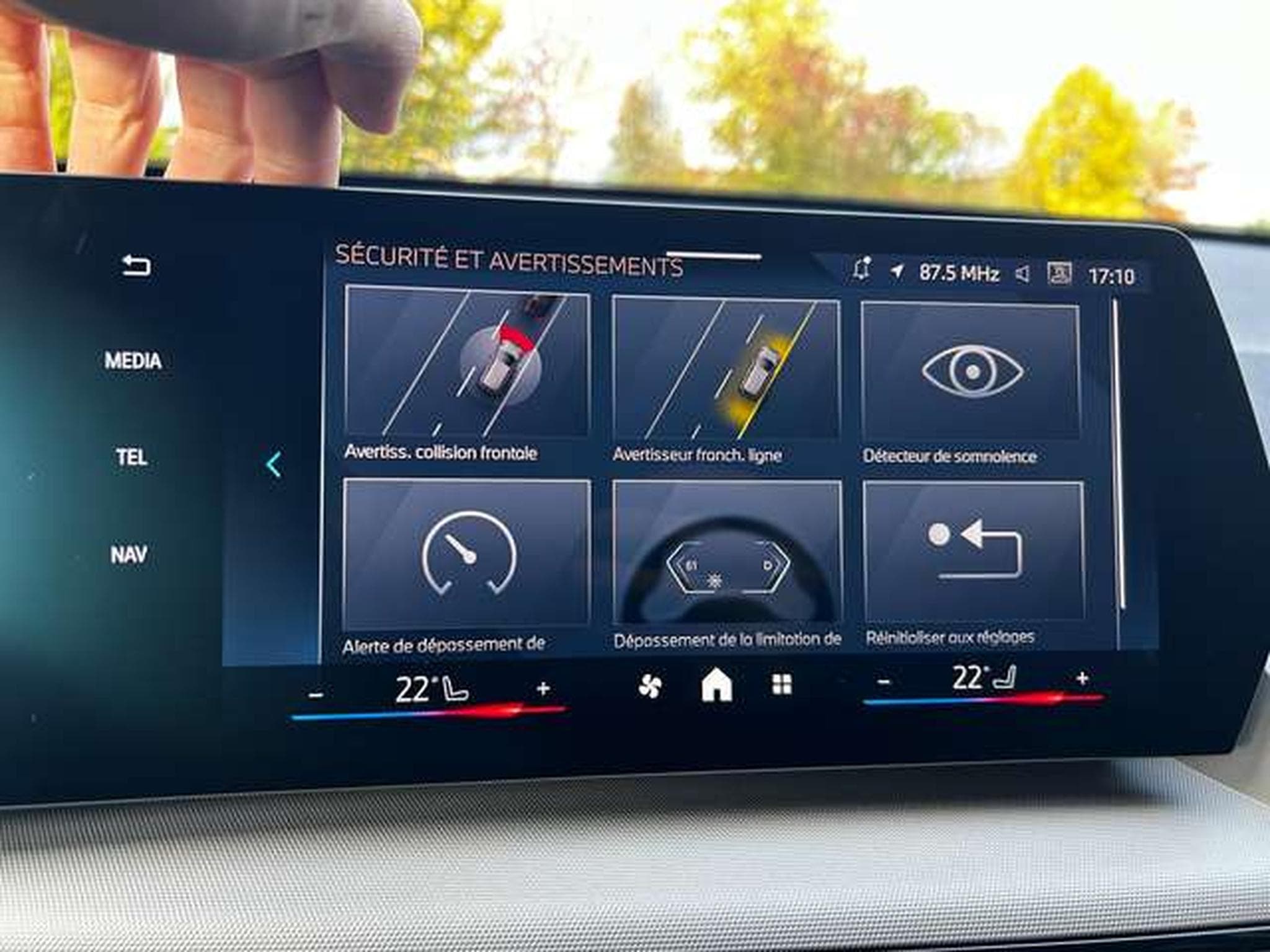 BMW iX2 ELECTRIQUE xDRIVE 30 (2025) - Photo 12
