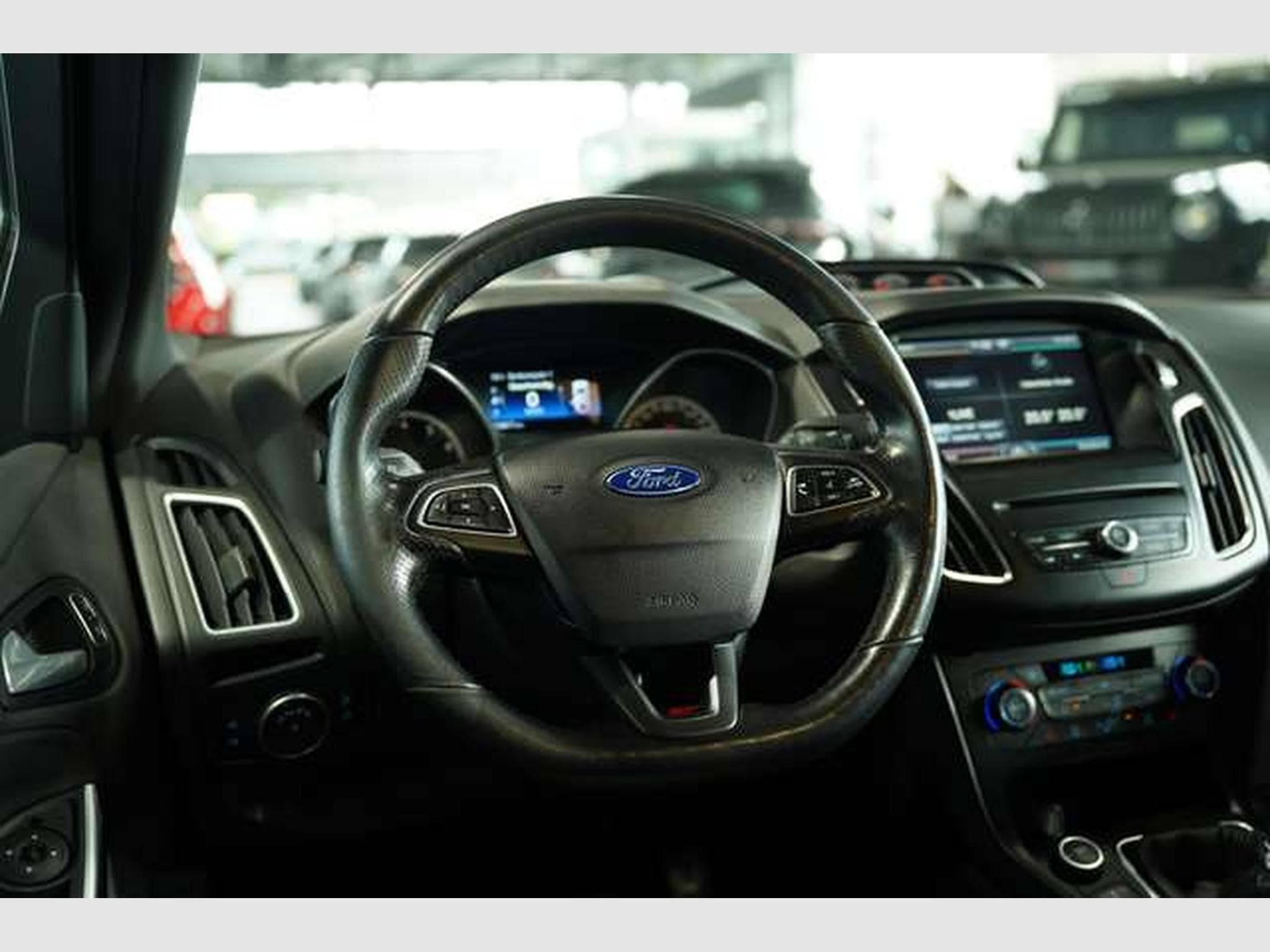 Ford Focus ST *RS-Design *Navi *Kamera *KeyFree (2015) - Foto 38