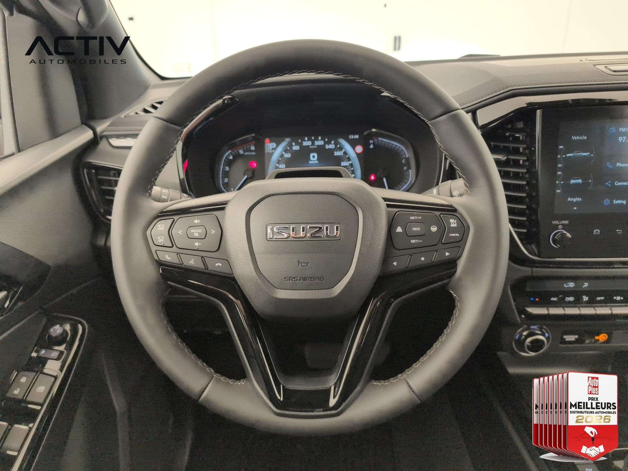 Isuzu D-MAX CREW CABINE A/T NITRO SPORT 4 places (2026) - Foto 13