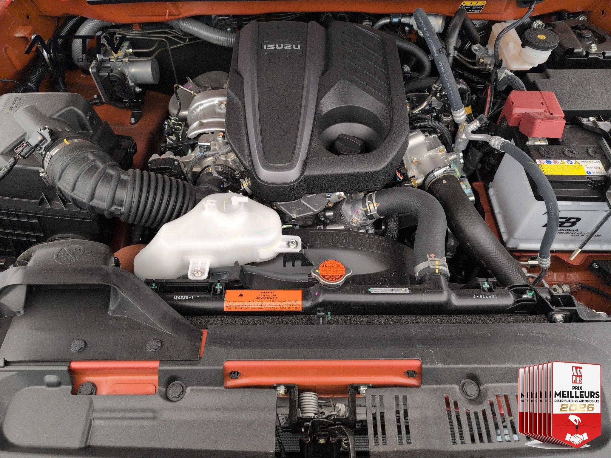 Isuzu D-MAX CREW CABINE A/T NITRO SPORT 4 places (2026) - Foto 18