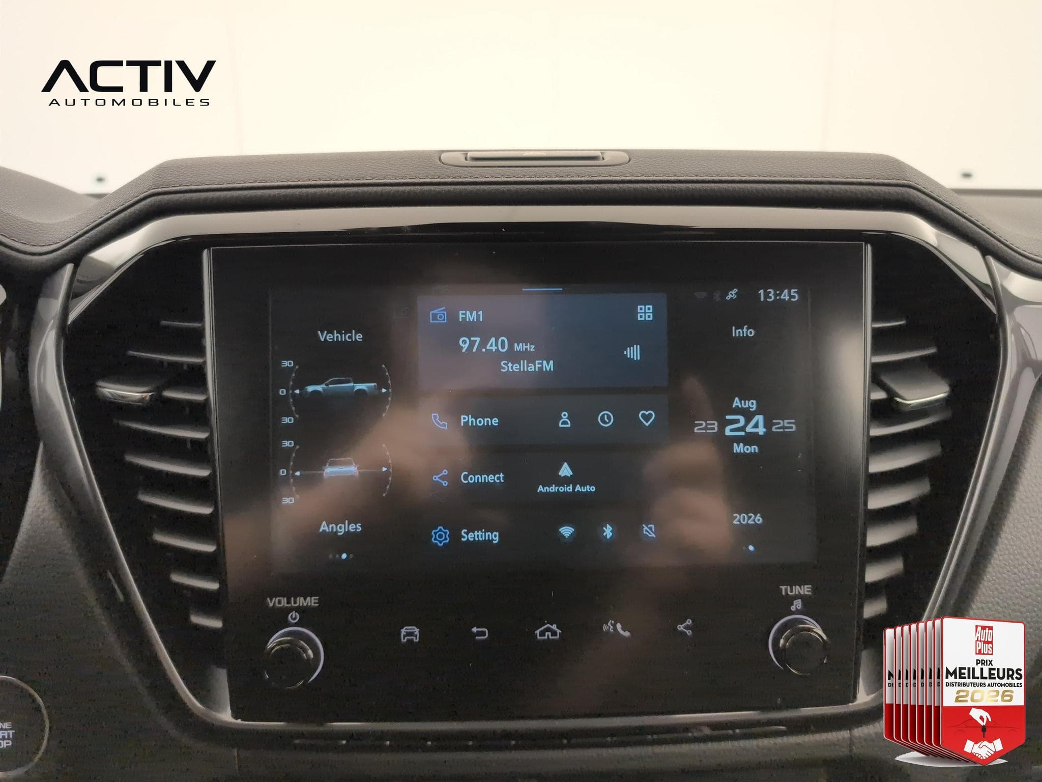 Isuzu D-MAX CREW CABINE A/T NITRO SPORT 4 places (2026) - Foto 17