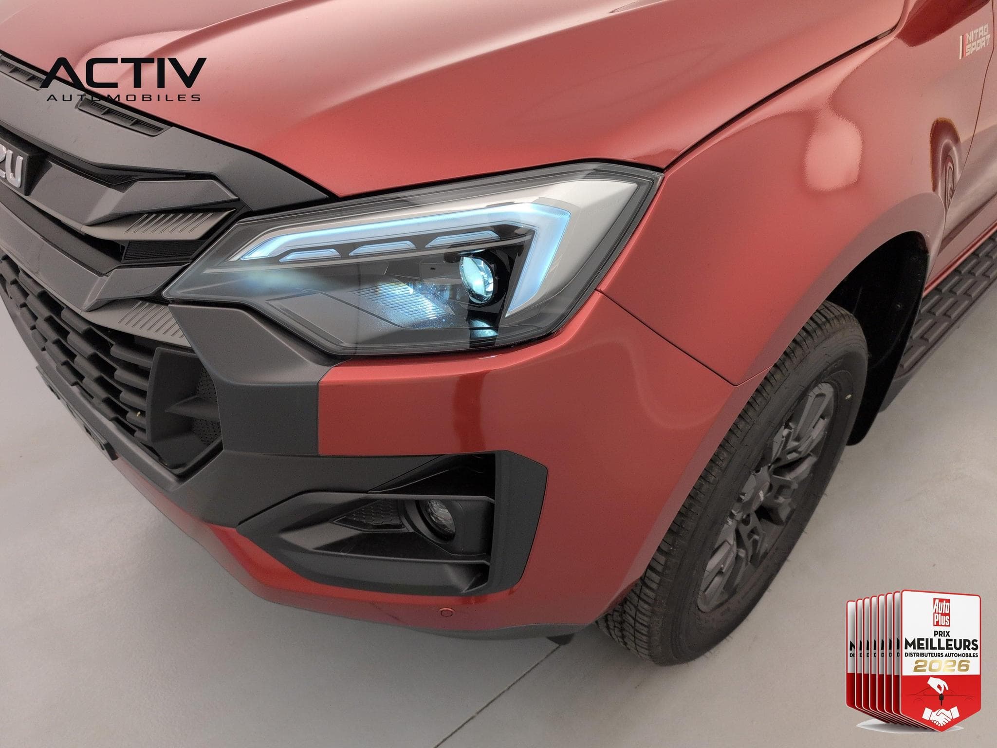 Isuzu D-MAX CREW CABINE A/T NITRO SPORT 4 places (2026) - Foto 19