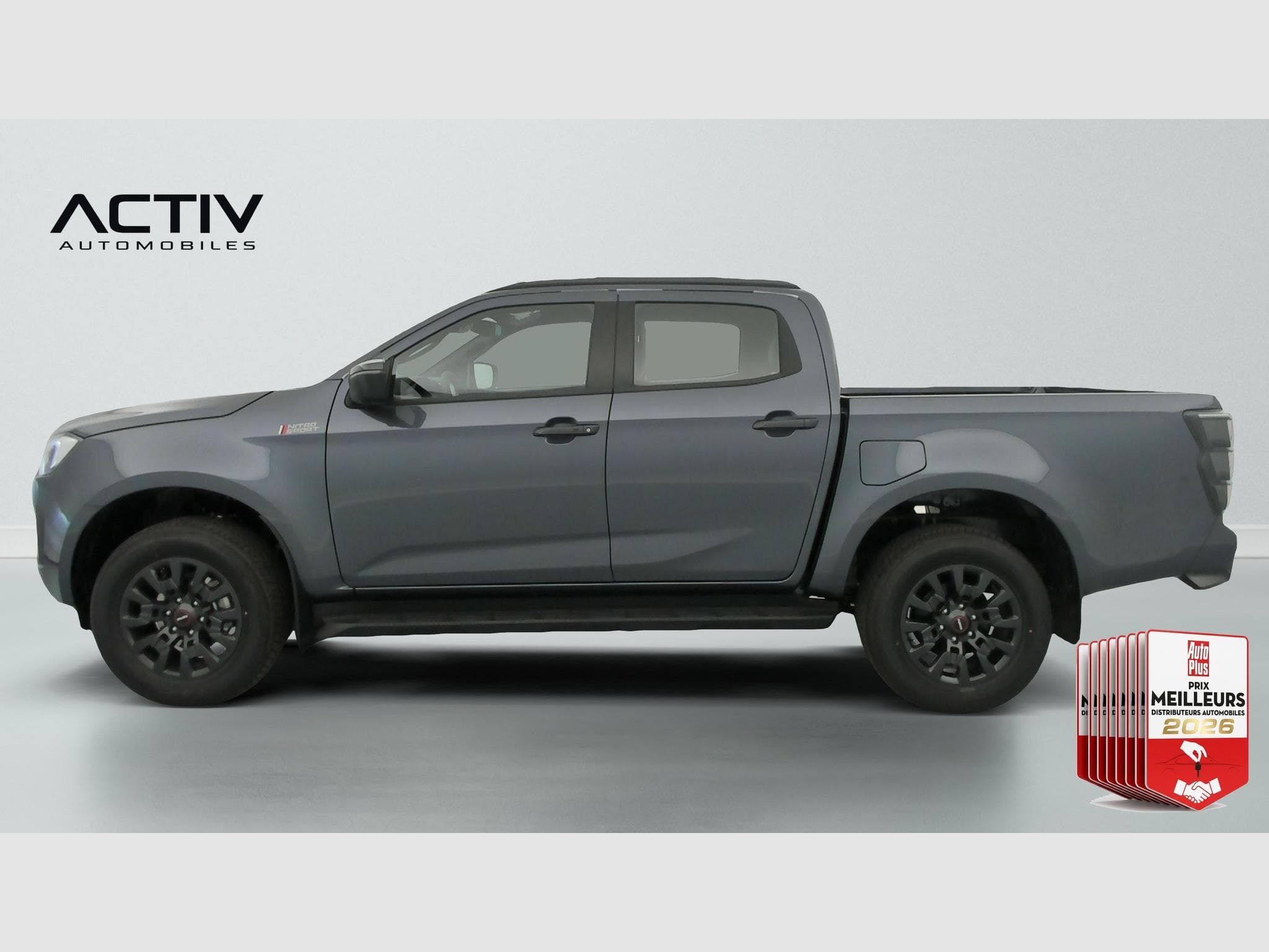 Isuzu D-MAX CREW CABINE A/T NITRO SPORT 4 places (2026) - Foto 4