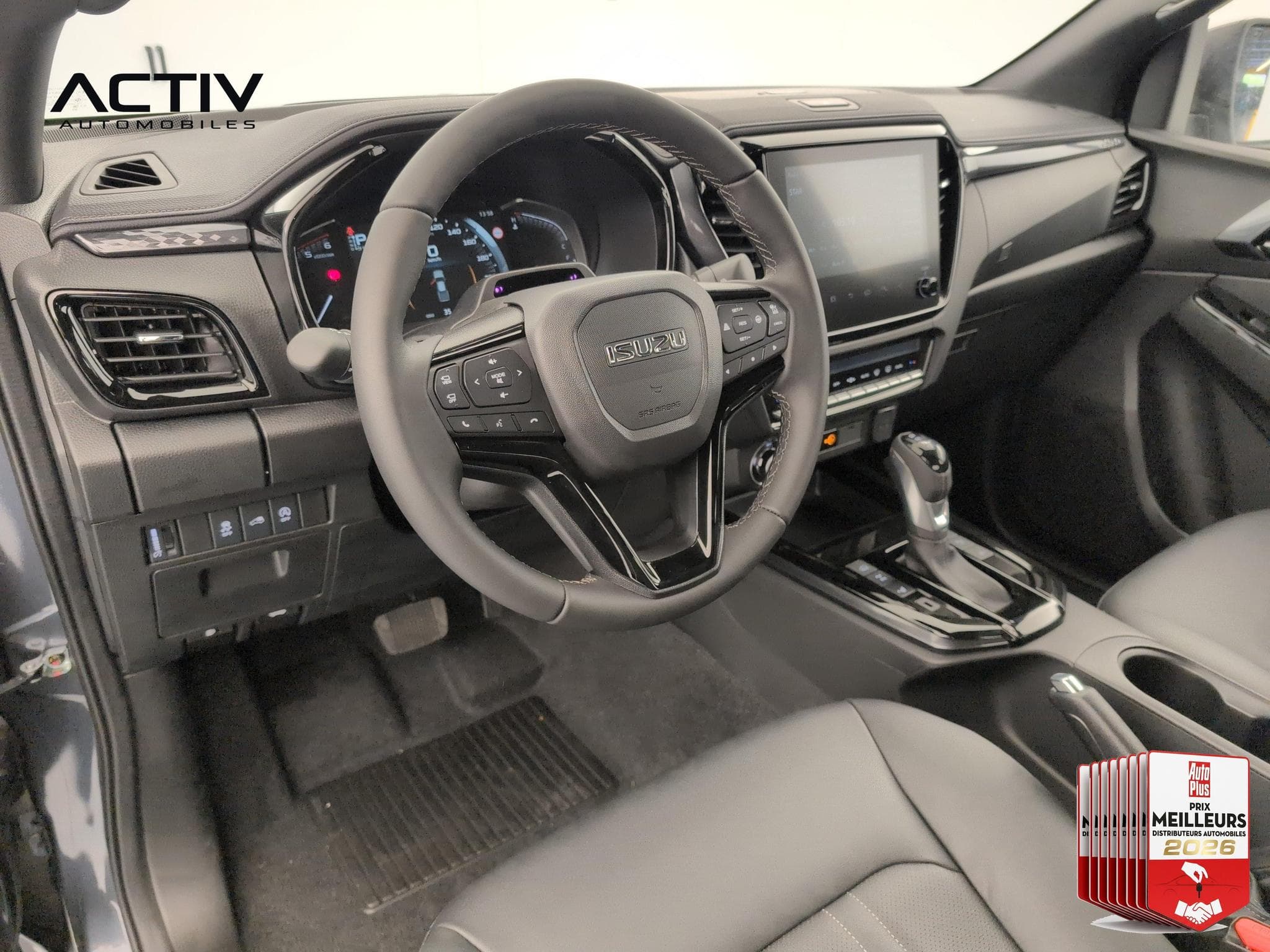 Isuzu D-MAX CREW CABINE A/T NITRO SPORT 4 places (2026) - Foto 14