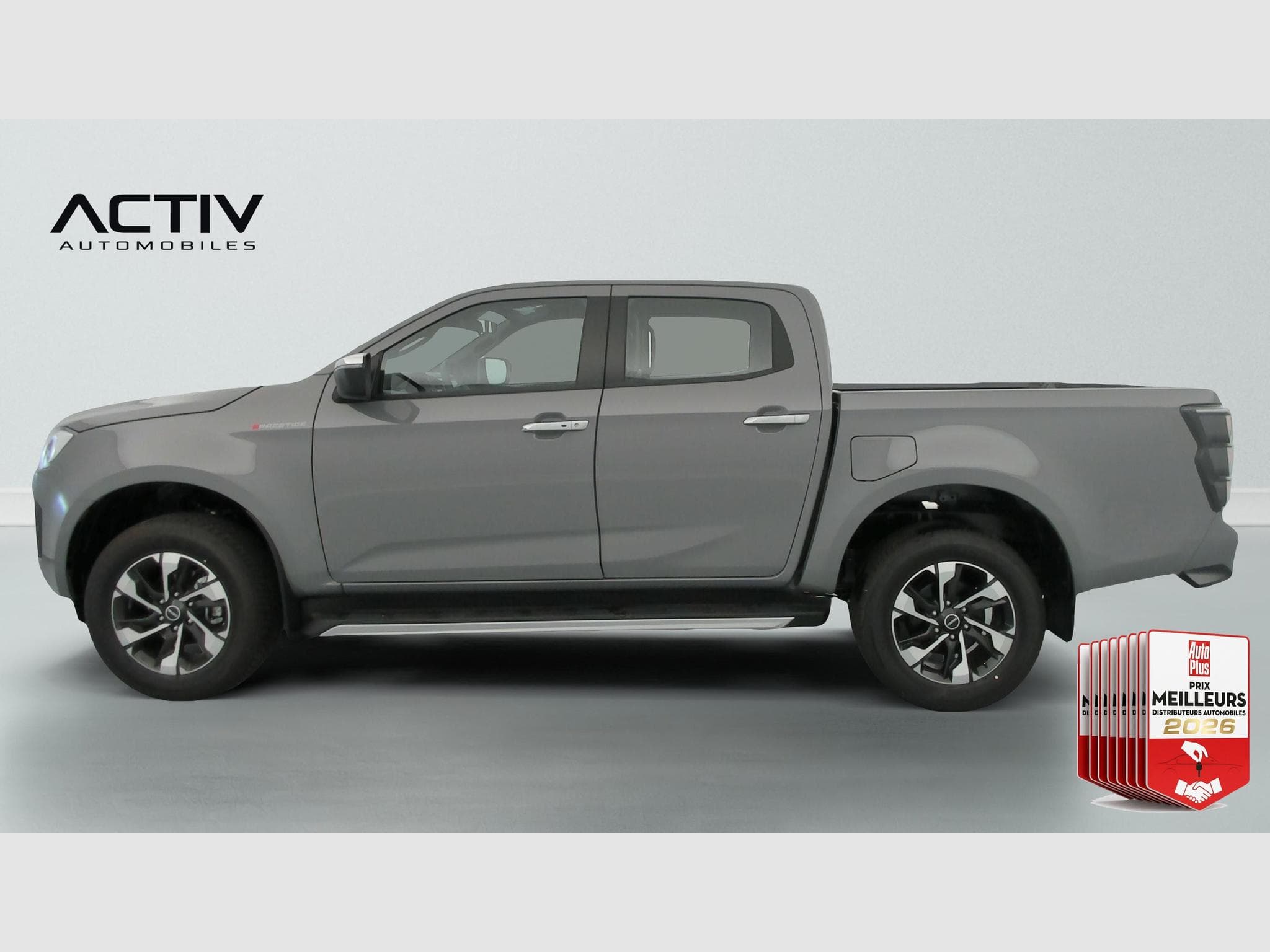 Isuzu D-MAX CREW CABINE A/T PRESTIGE 4 places (2026) - Foto 4