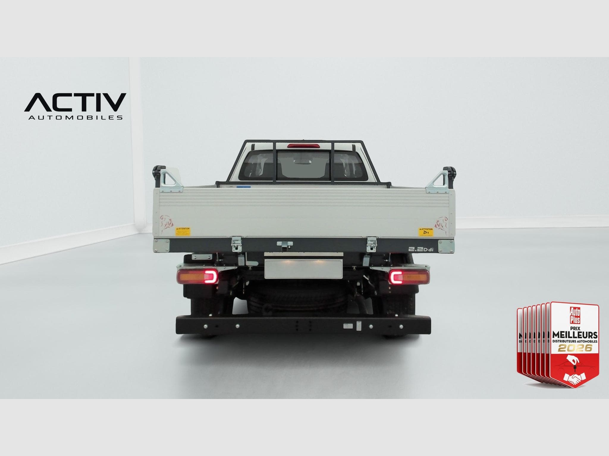 Isuzu D-MAX 2.2L SPACE CABINE M/T B-STRONG TO WORK (2026) - Foto 6