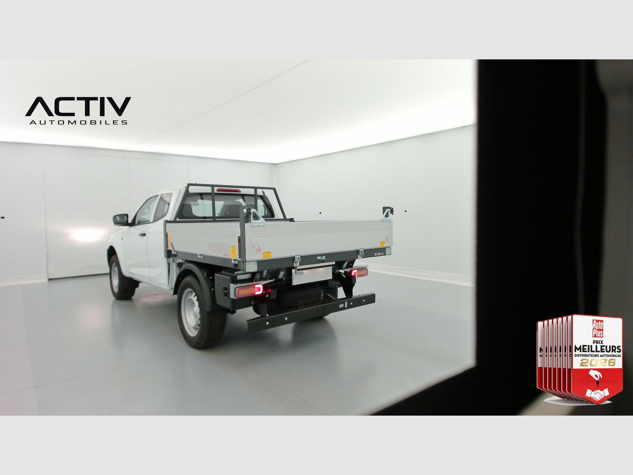 Isuzu D-MAX 2.2L SPACE CABINE M/T B-STRONG TO WORK (2026) - Foto 5