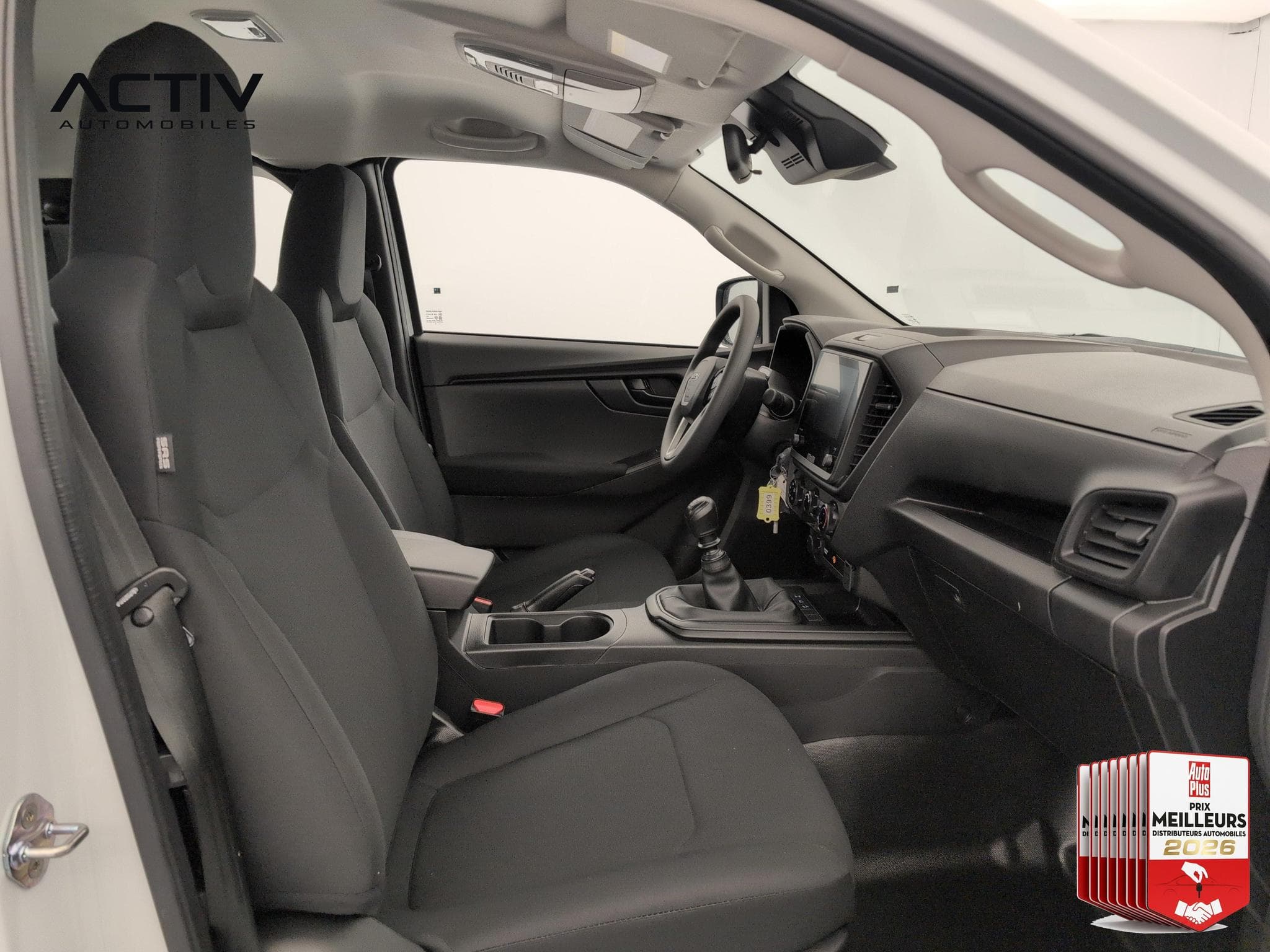 Isuzu D-MAX 2.2L SPACE CABINE M/T B-STRONG TO WORK (2026) - Foto 9