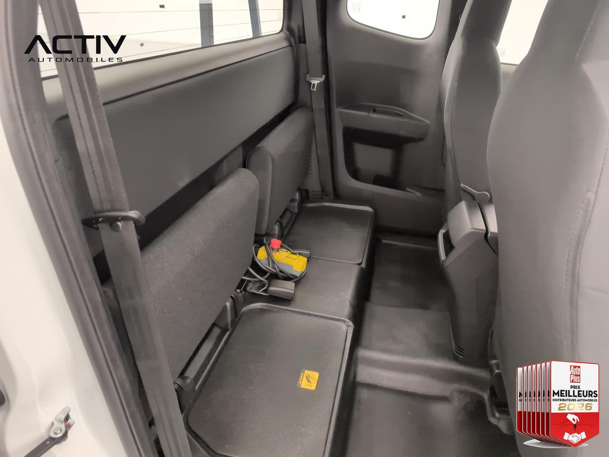 Isuzu D-MAX 2.2L SPACE CABINE M/T B-STRONG TO WORK (2026) - Foto 10