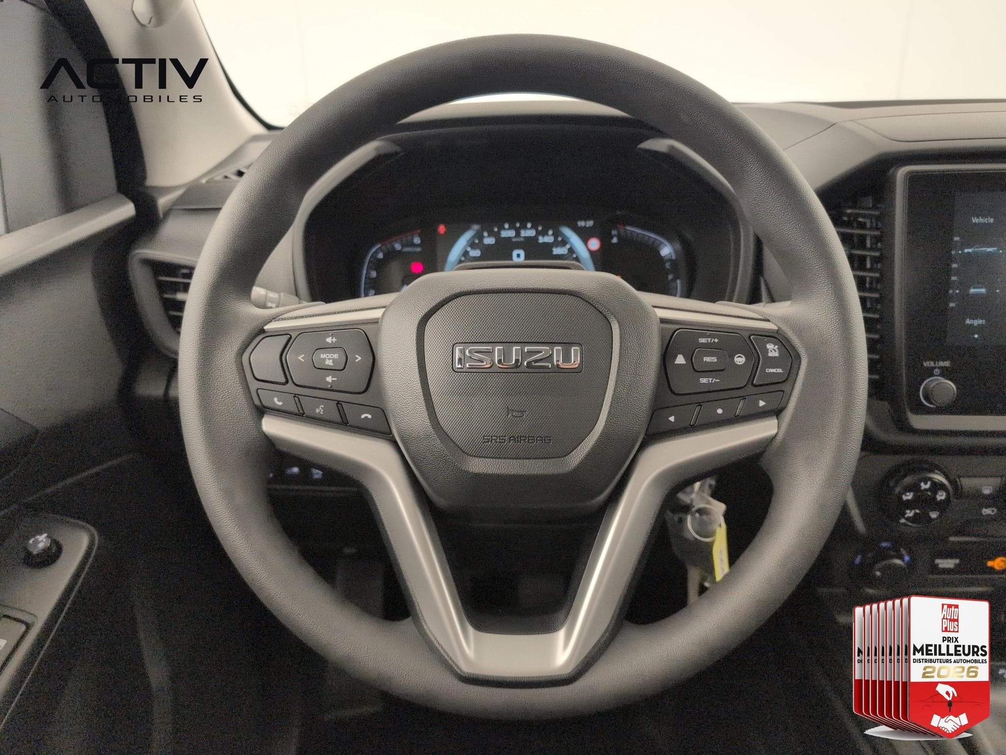 Isuzu D-MAX 2.2L SPACE CABINE M/T B-STRONG TO WORK (2026) - Foto 15
