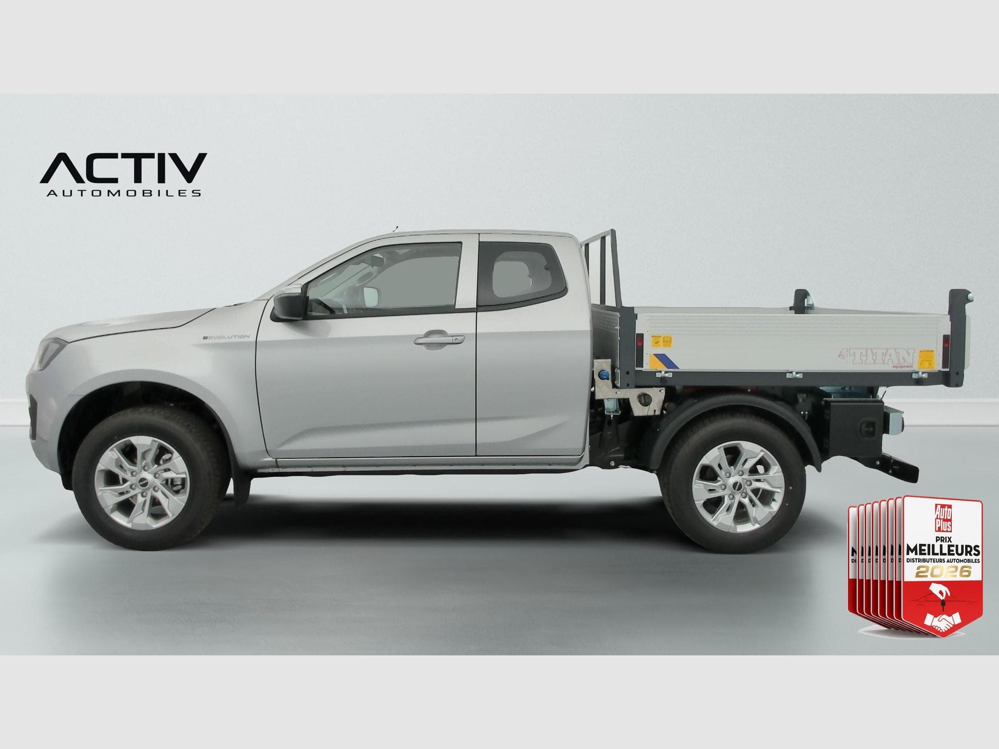 Isuzu D-MAX 2.2L SPACE CABINE M/T EVOLUTION TO WORK (2026) - Foto 4