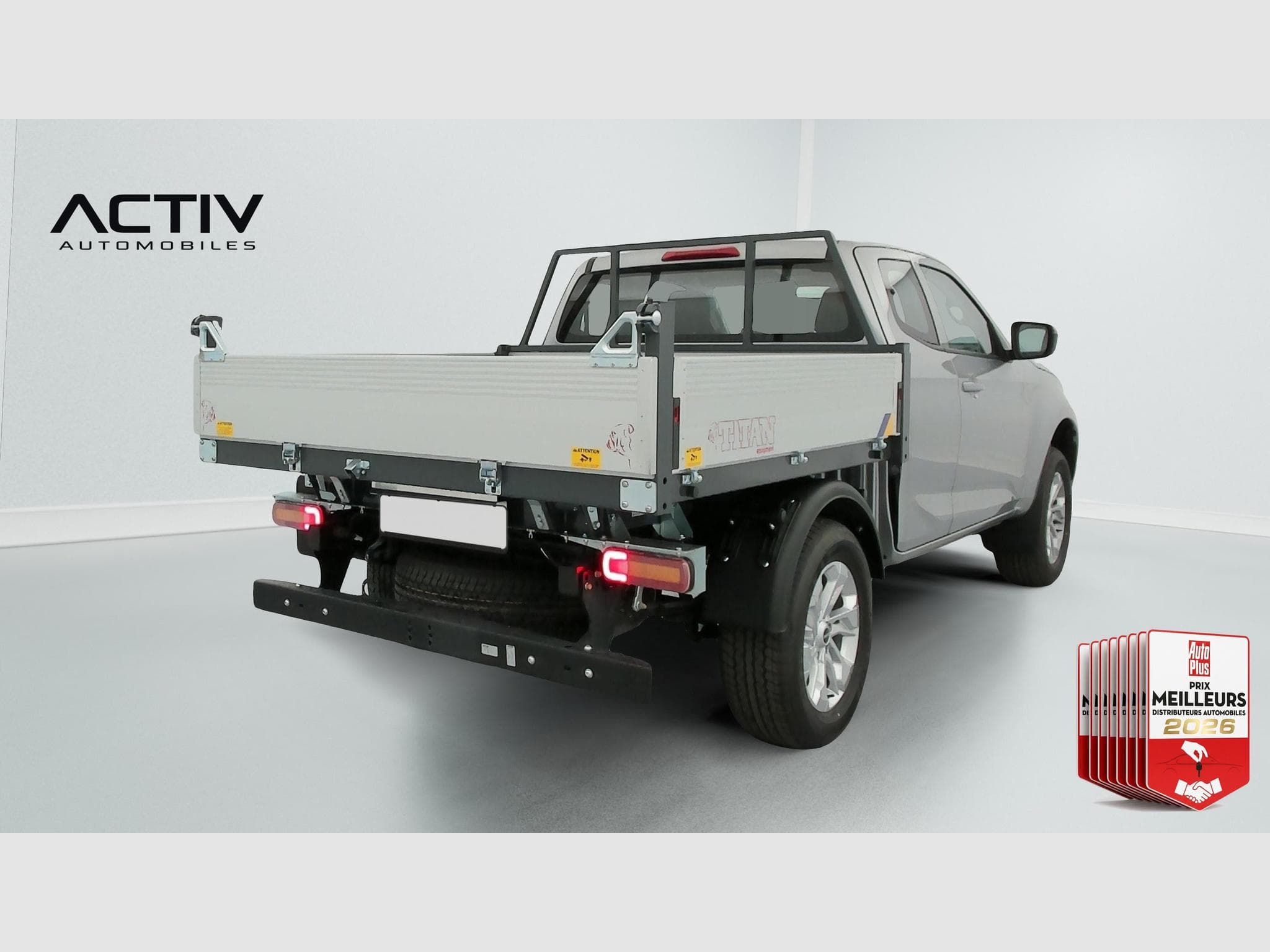 Isuzu D-MAX 2.2L SPACE CABINE M/T EVOLUTION TO WORK (2026) - Foto 7