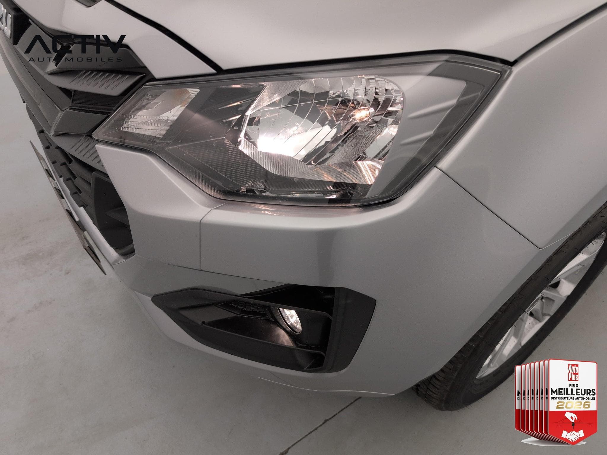 Isuzu D-MAX 2.2L SPACE CABINE M/T EVOLUTION TO WORK (2026) - Foto 20