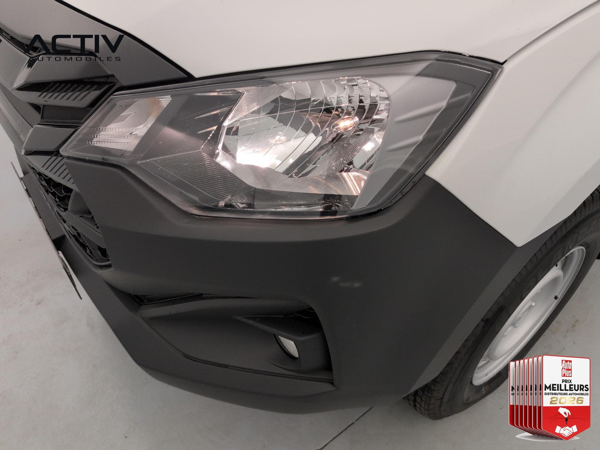 Isuzu D-MAX 2.2L SINGLE CABINE M/T B-STRONG TO WORK (2026) - Foto 17