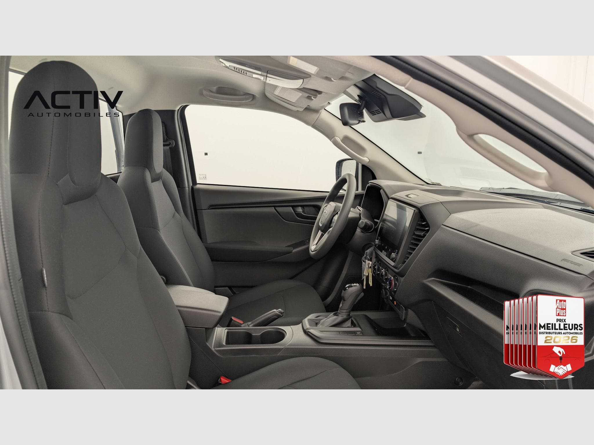 Isuzu D-MAX 2.2L SINGLE CABINE A/T B-STRONG (2026) - Foto 9