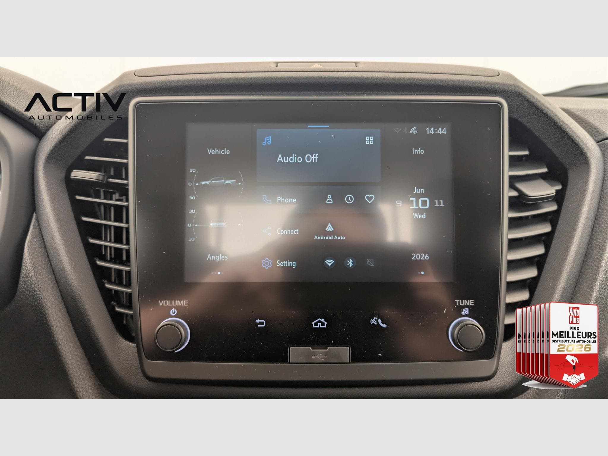 Isuzu D-MAX 2.2L SINGLE CABINE A/T B-STRONG (2026) - Foto 13