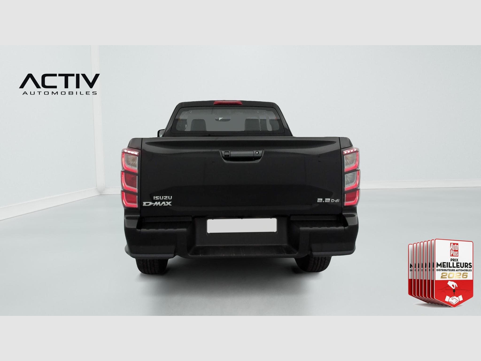 Isuzu D-MAX 2.2L SPACE CABINE A/T NITRO SPORT (2026) - Foto 6