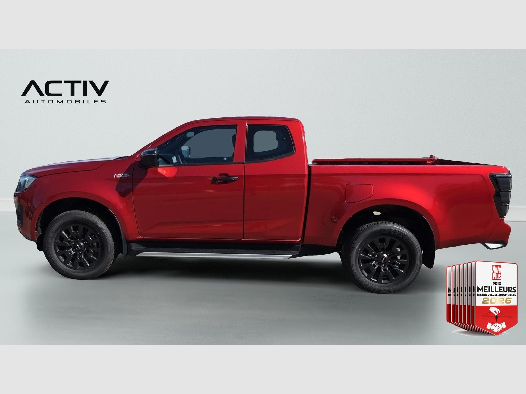 Isuzu D-MAX 2.2L SPACE CABINE A/T NITRO SPORT (2026) - Foto 4