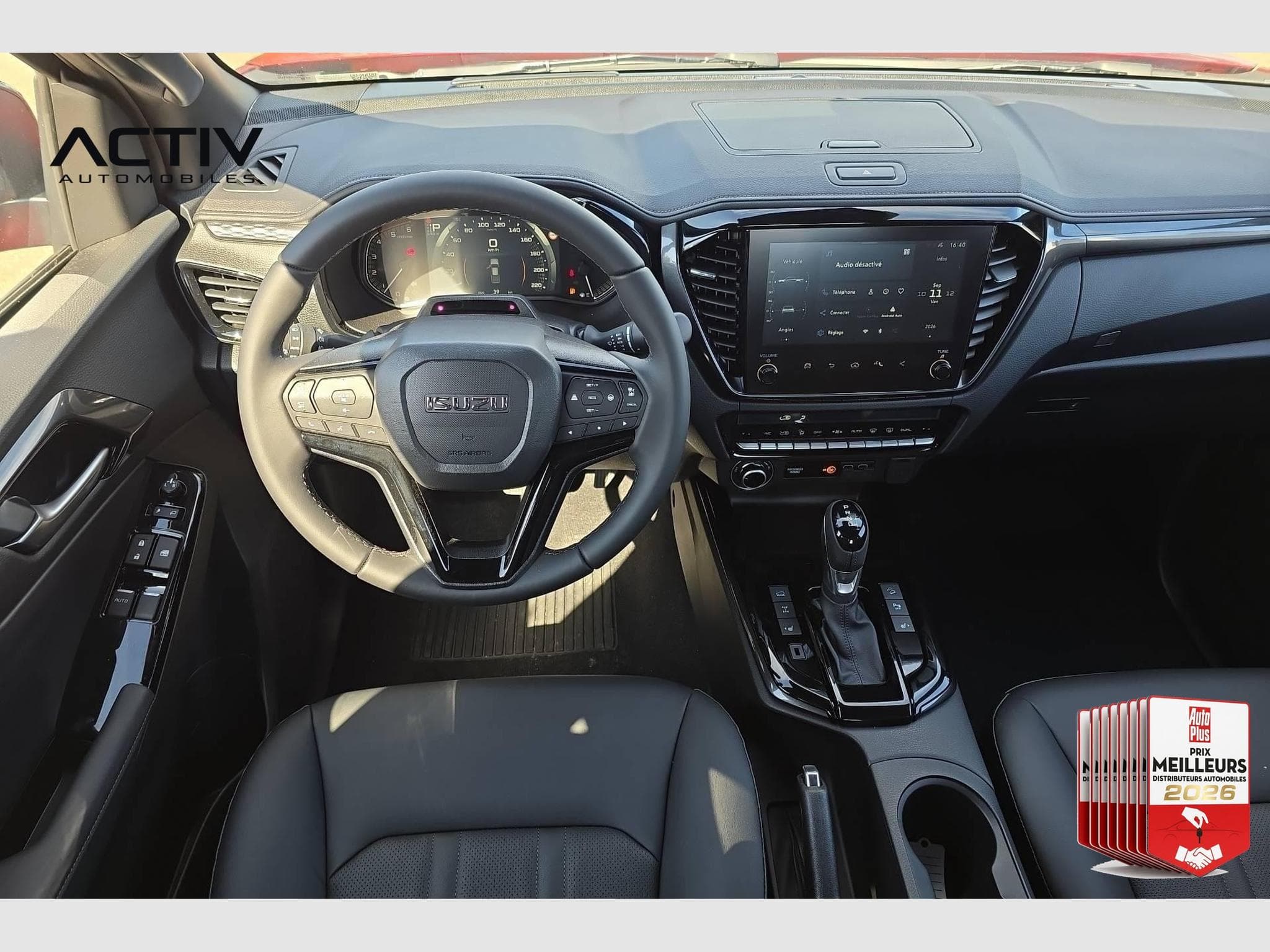 Isuzu D-MAX 2.2L SPACE CABINE A/T NITRO SPORT (2026) - Foto 13