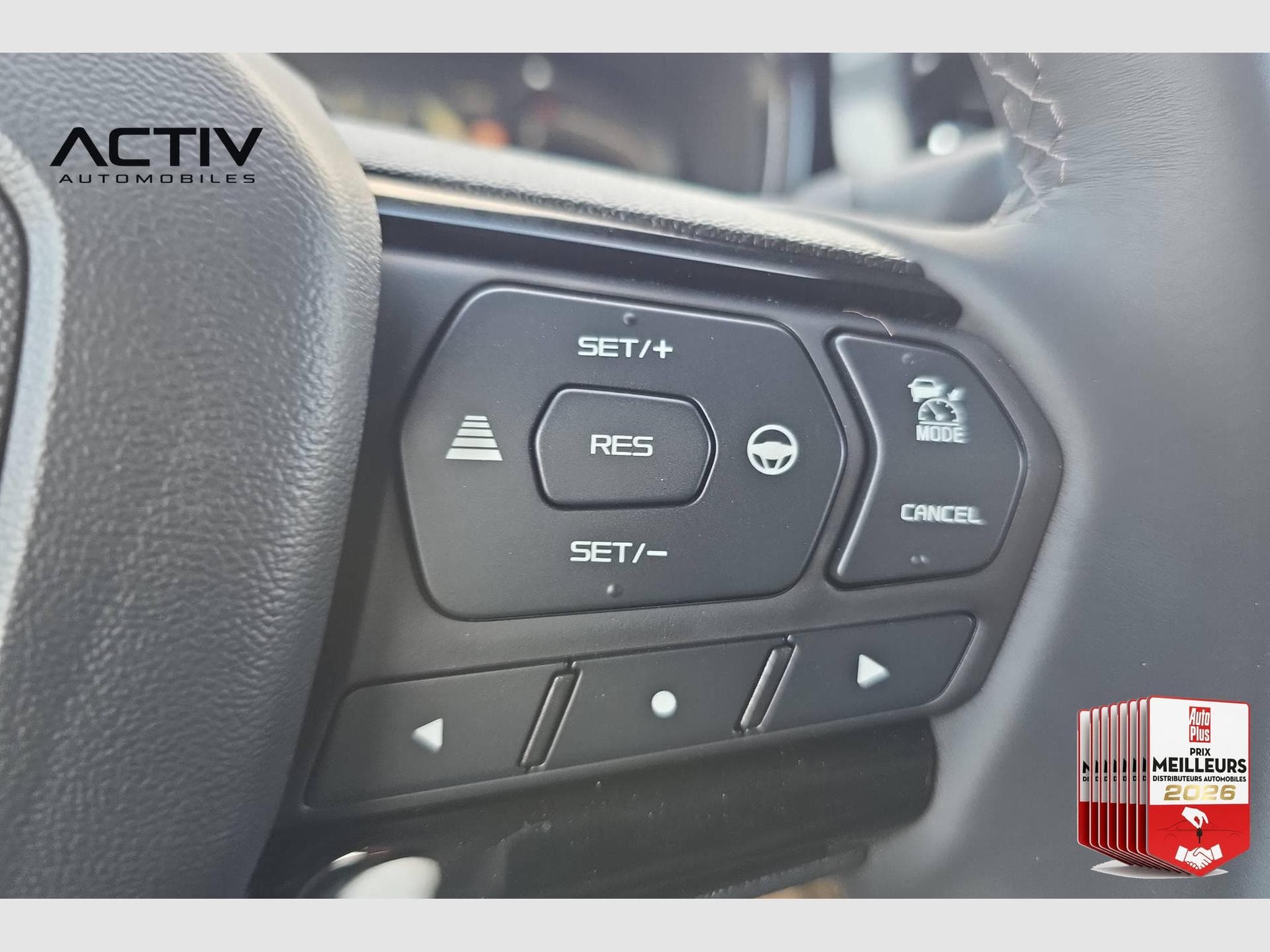 Isuzu D-MAX 2.2L SPACE CABINE A/T NITRO SPORT (2026) - Foto 15