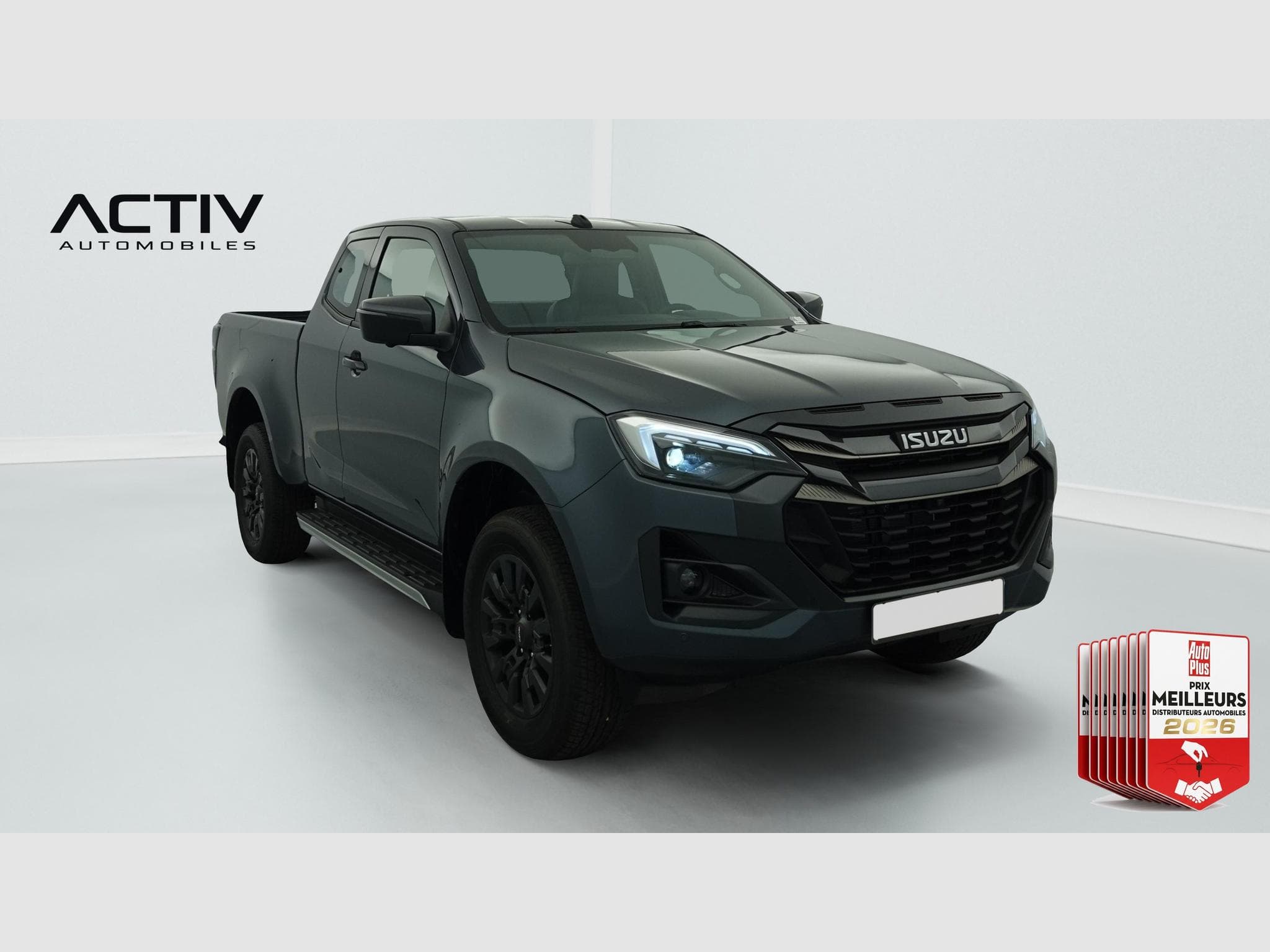 Isuzu D-MAX 2.2L SPACE CABINE A/T NITRO SPORT (2026) - Foto 1