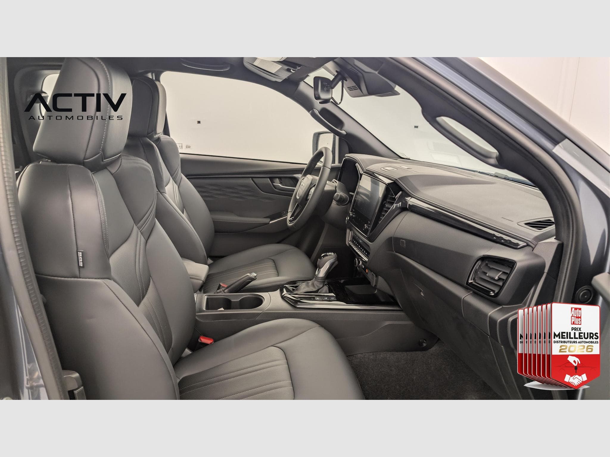 Isuzu D-MAX 2.2L SPACE CABINE A/T NITRO SPORT (2026) - Foto 8