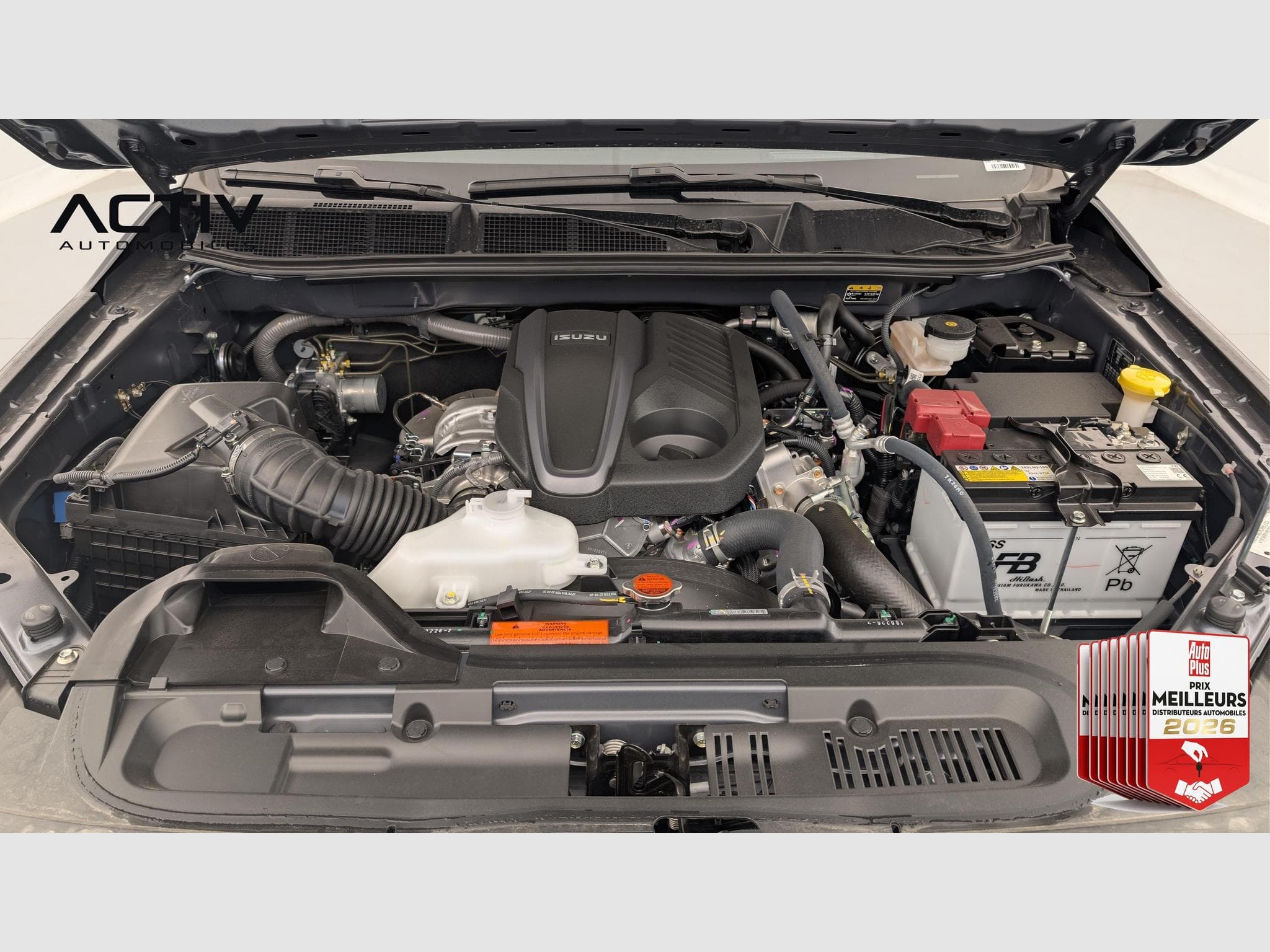 Isuzu D-MAX 2.2L SPACE CABINE A/T NITRO SPORT (2026) - Foto 18