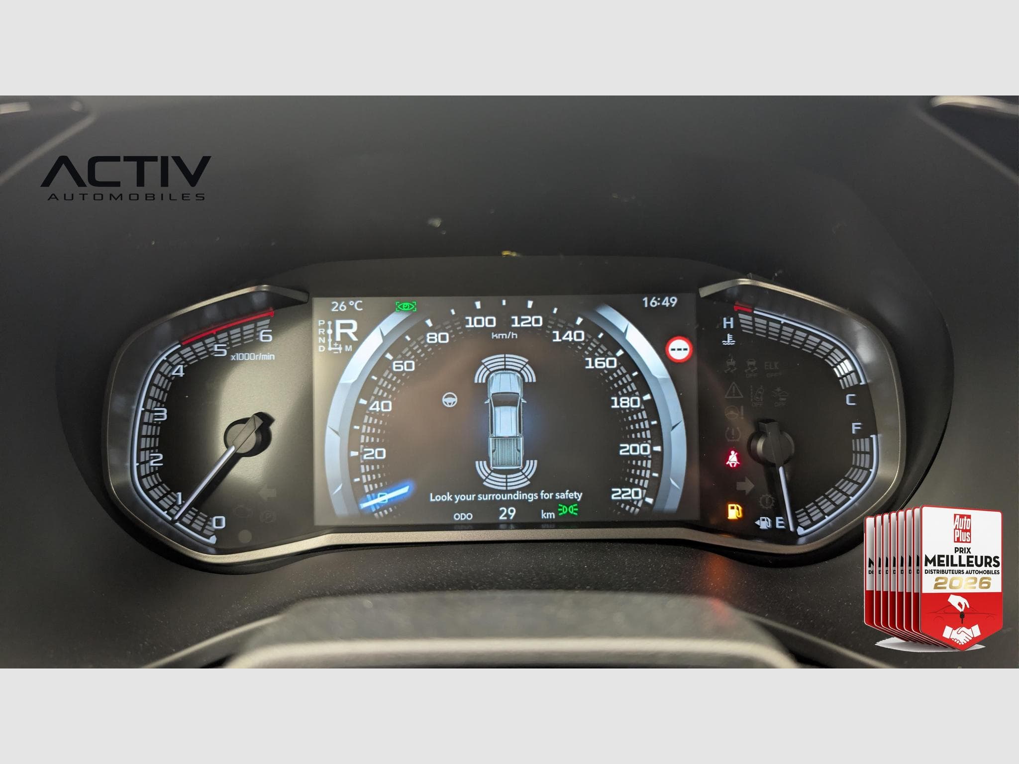 Isuzu D-MAX 2.2L SPACE CABINE A/T NITRO SPORT (2026) - Foto 20