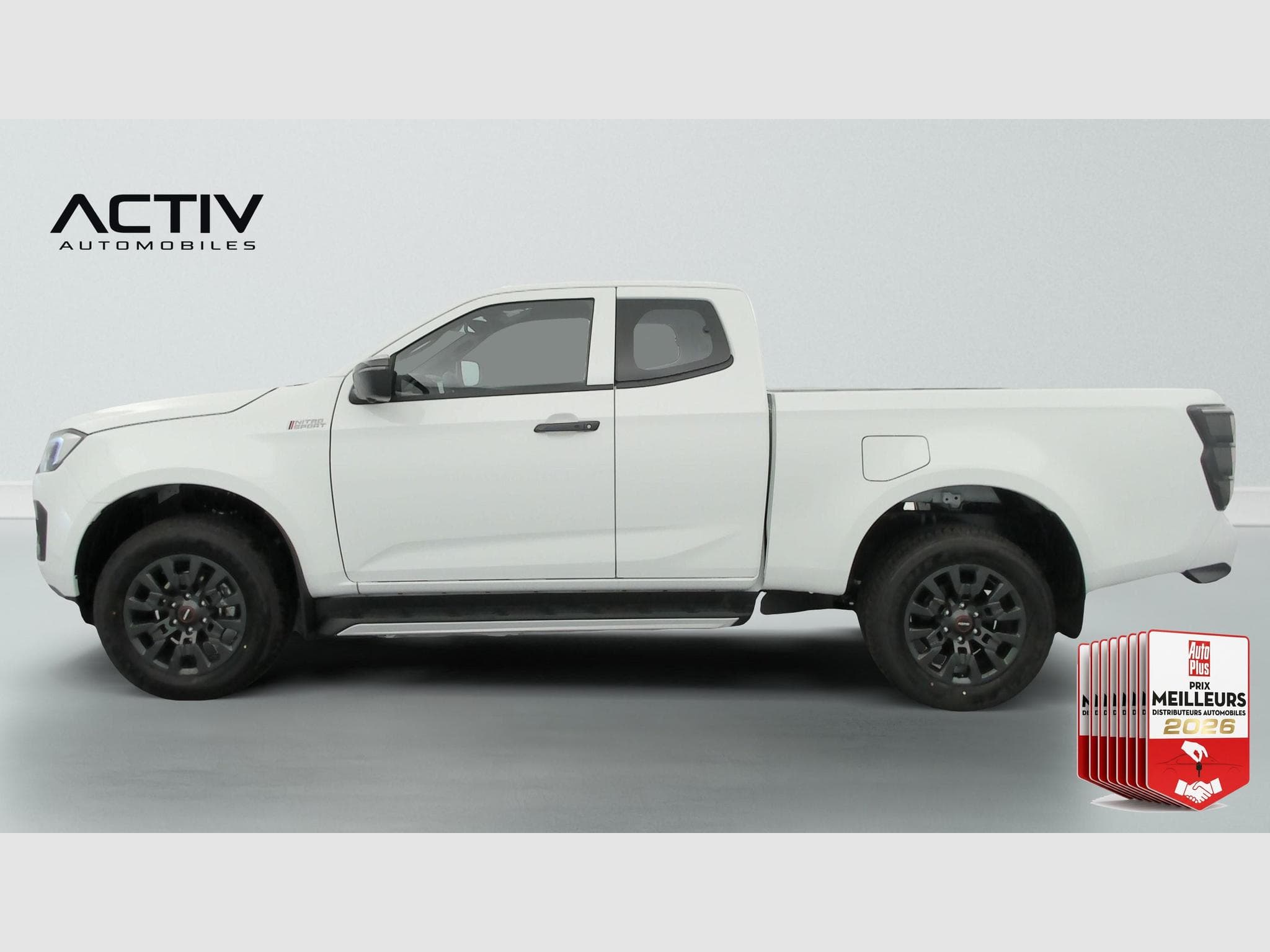 Isuzu D-MAX 2.2L SPACE CABINE A/T NITRO SPORT (2026) - Foto 4